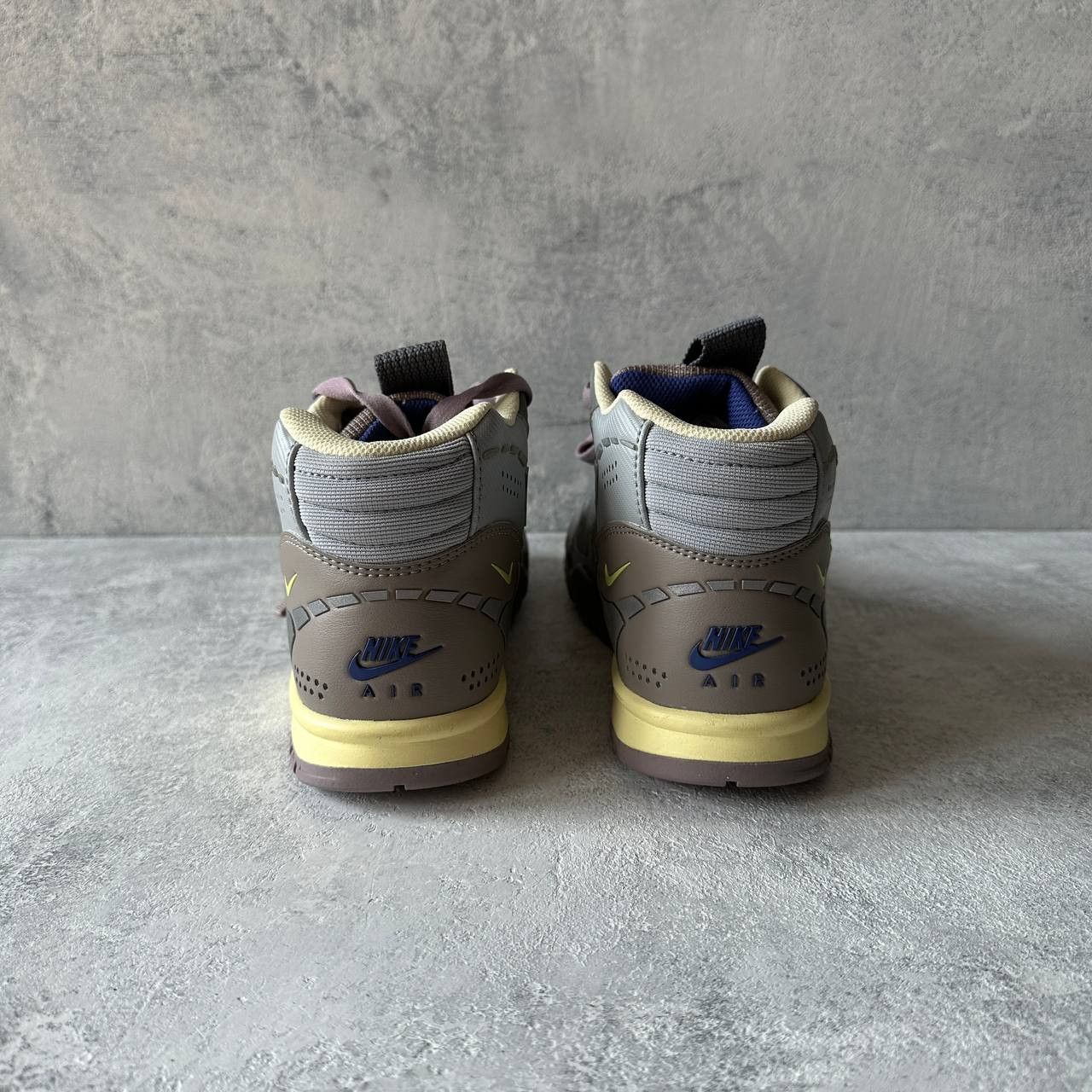 Nike Nike Air Trainer 1 SP "Light Smoke" Size 41 DH7338-002 Size US 8 / EU 41 - 3 Thumbnail