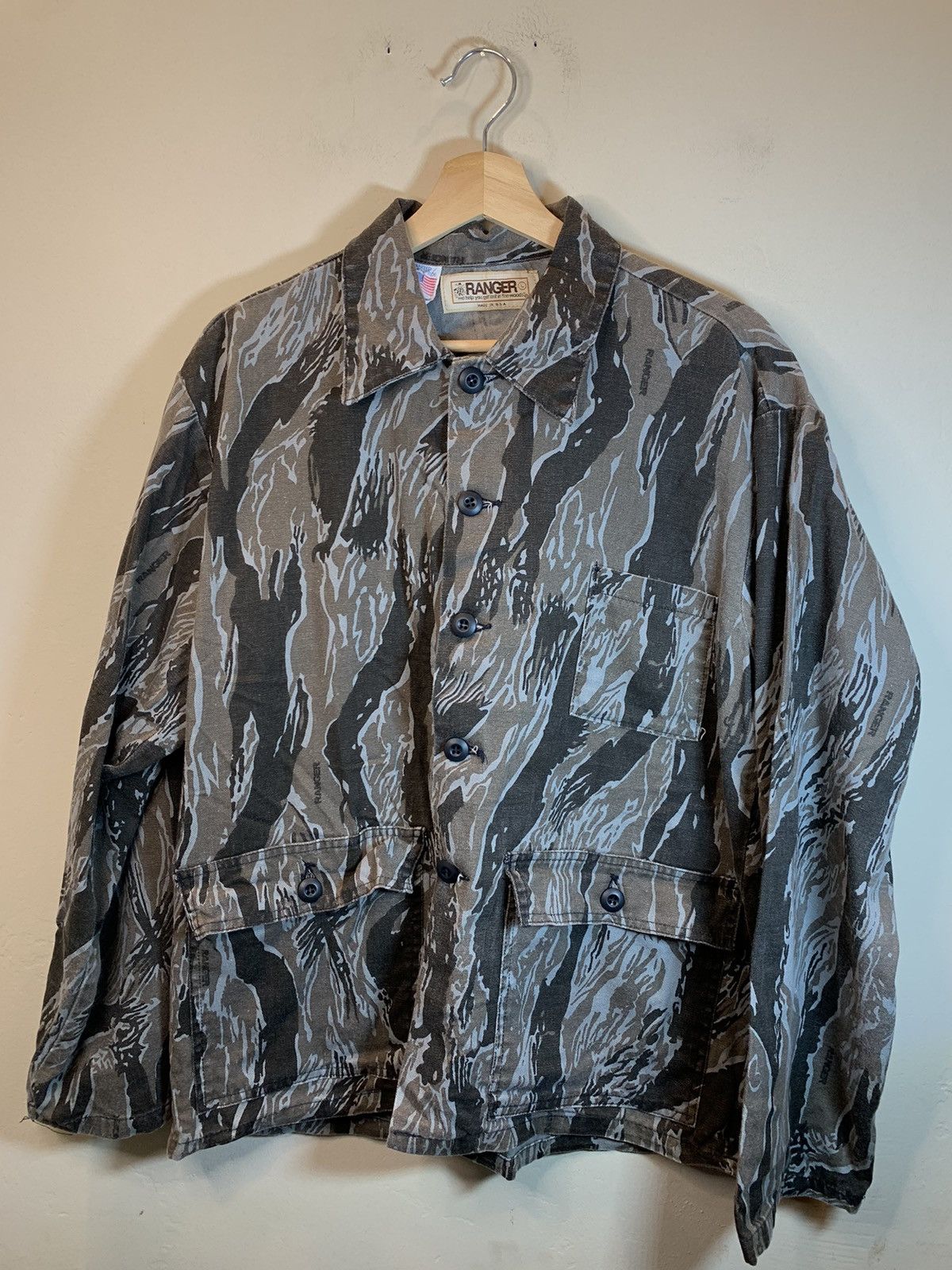 Vintage *RARE* Vintage 70’s Ranger Tiger Camo Button Jacket USA-Made Size US L / EU 52-54 / 3 - 1 Thumbnail