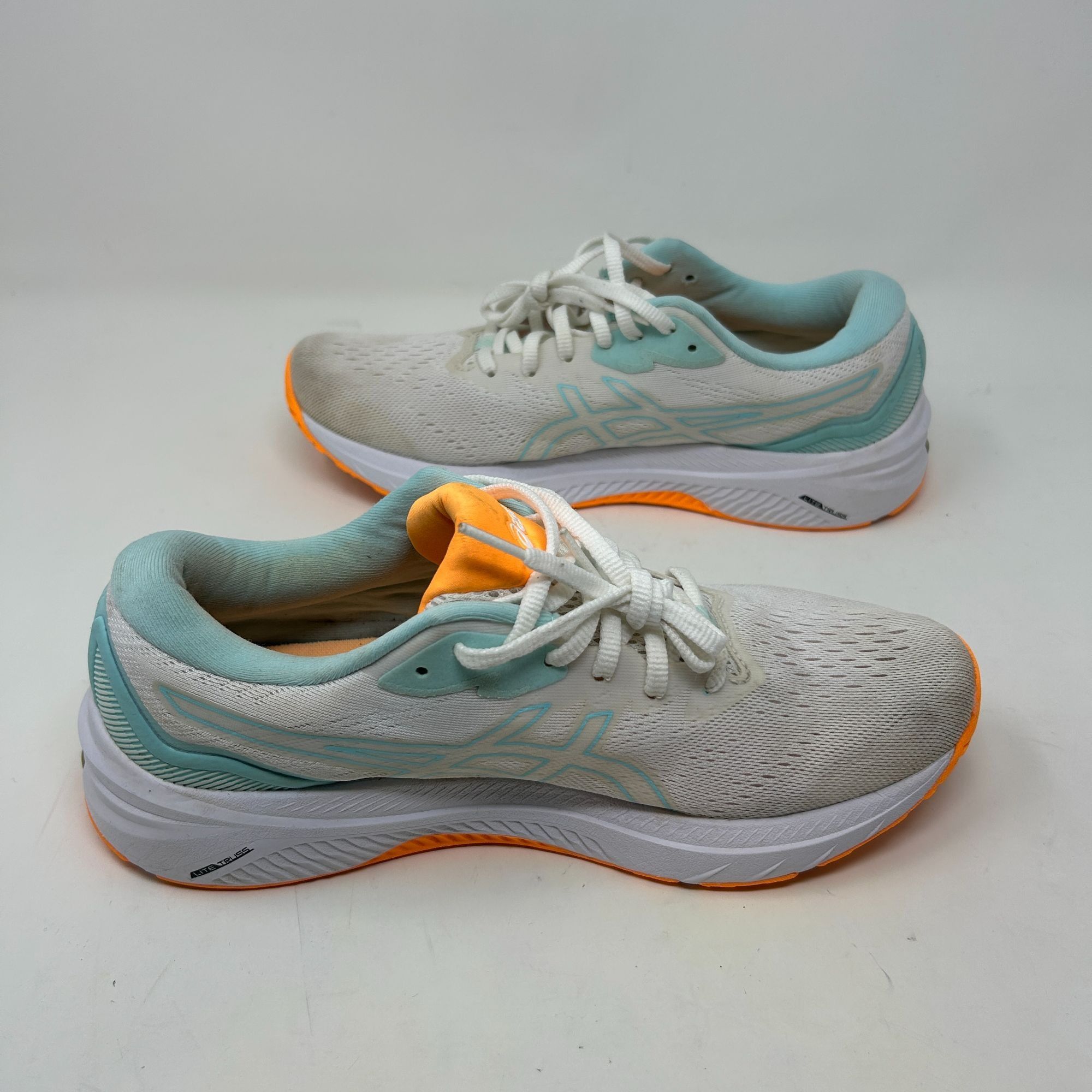 Asics Asics Wmns GT 1000 11 'White Clear Blue' Running Shoes Size Size US 9.5 / IT 39.5 - 7 Thumbnail