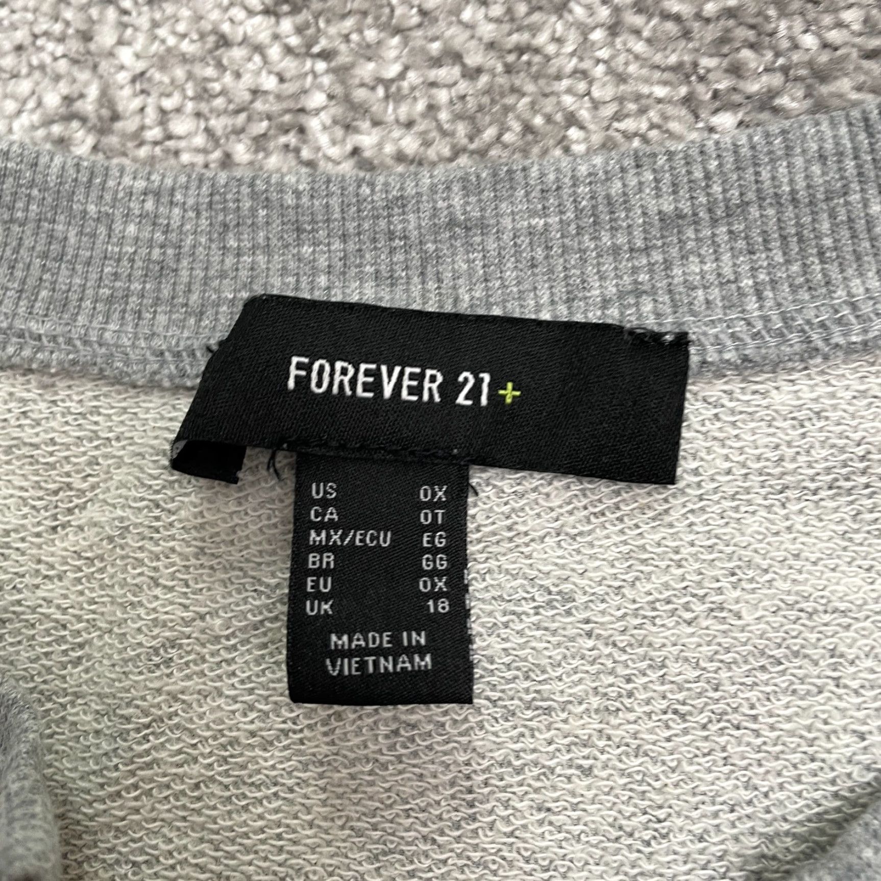 Forever 21 FOREVER 21 Cropped Pullover Sweatshirt Womens 0X Gray V-Neck Cotton Casual Size XL / US 12-14 / IT 48-50 - 4 Thumbnail