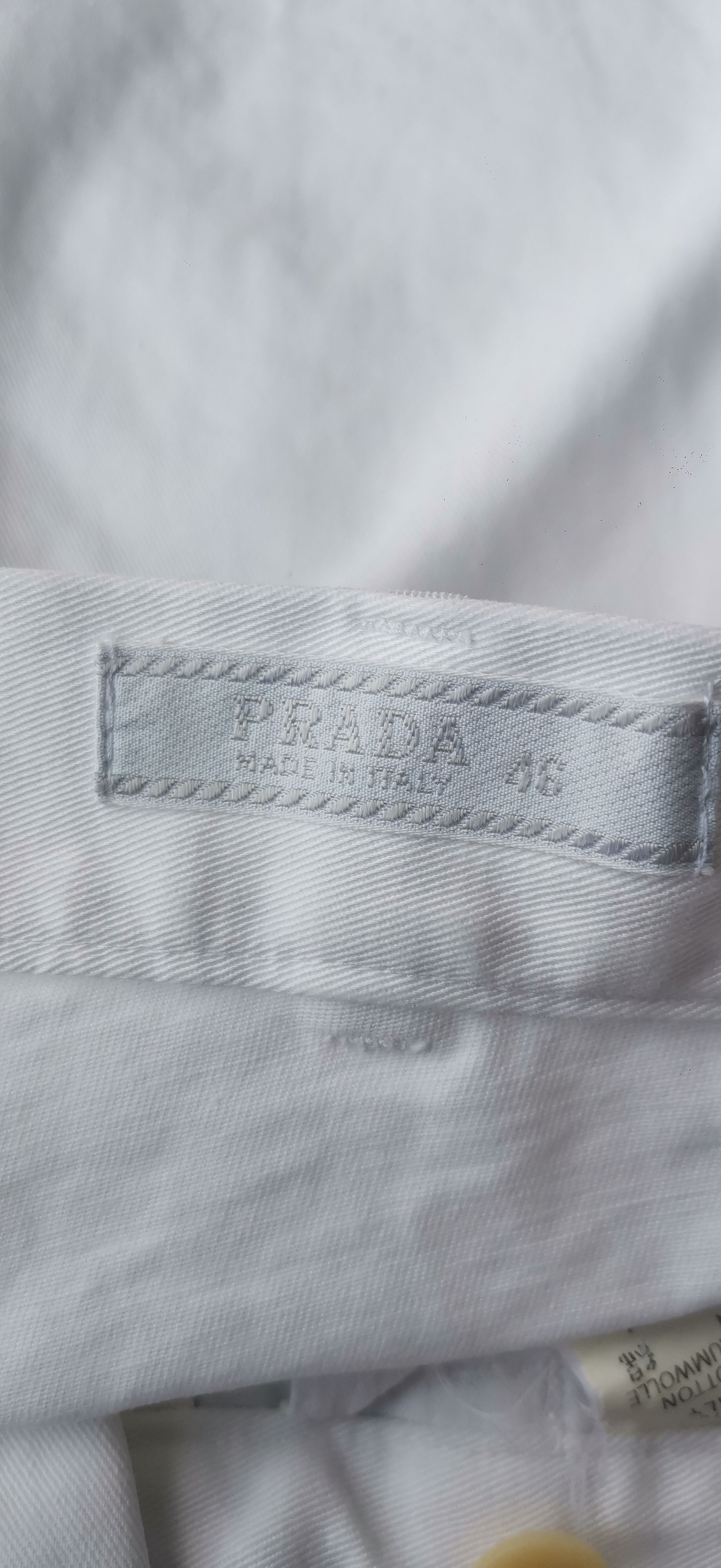 Prada Vintage Prada White Shorts – Made in Italy – Size 46 Size US 30 / EU 46 - 4 Thumbnail