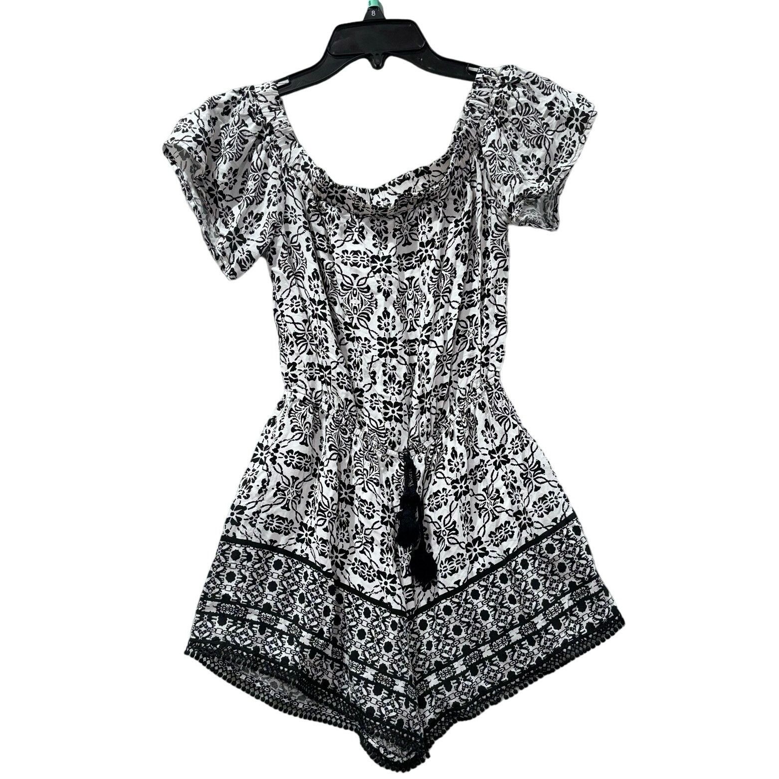 Macys BEBOP Black & White Printed Off-The-Shoulder Romper SZ S Size 28" / US 6 / IT 42 - 1 Thumbnail