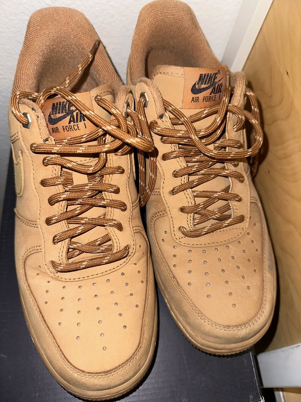 Nike Wheat Airforce 1 Size US 8 / EU 41 - 1 Thumbnail