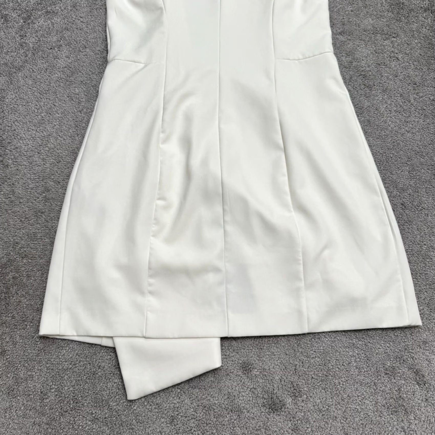 Bebe BeBe Mini Dress Womens Small Ivory Gold Button Asymmetrical Vest Sleeveless Size S / US 4 / IT 40 - 5 Thumbnail