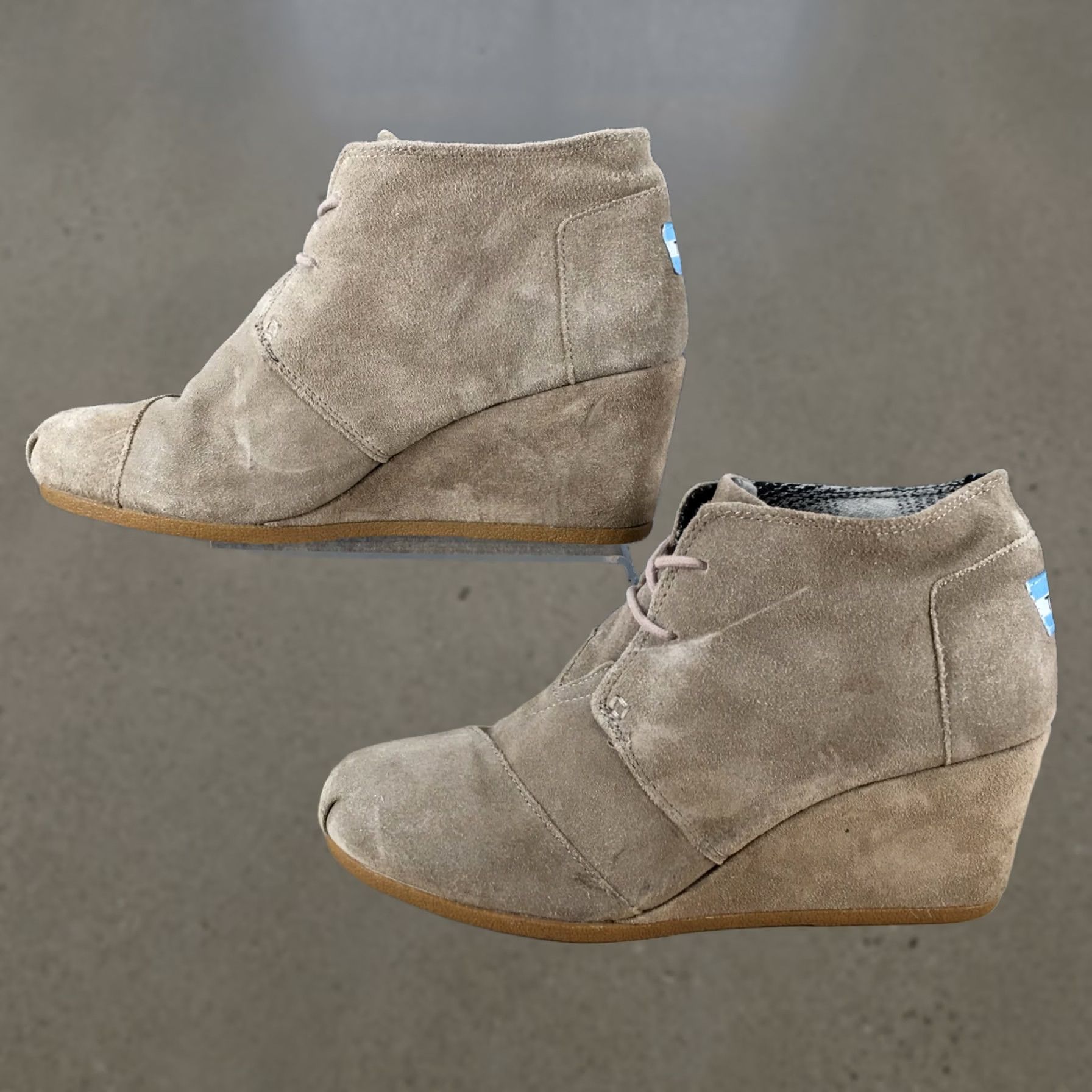 Toms TOMS Boots Womens 9 Casual Ankle Booties Wedge Heels Brown Suede Lace Up Bootie Womens Casual Boots 9 Brown Suede Lace Up Size US 9 / IT 39 - 1 Thumbnail
