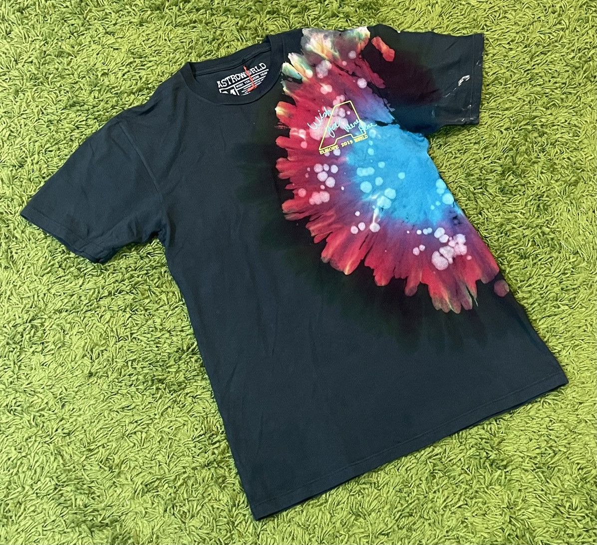 Travis Scott Travis Scott Astroworld Europe Exclusive Tee Size Medium Size US M / EU 48-50 / 2 - 1 Thumbnail