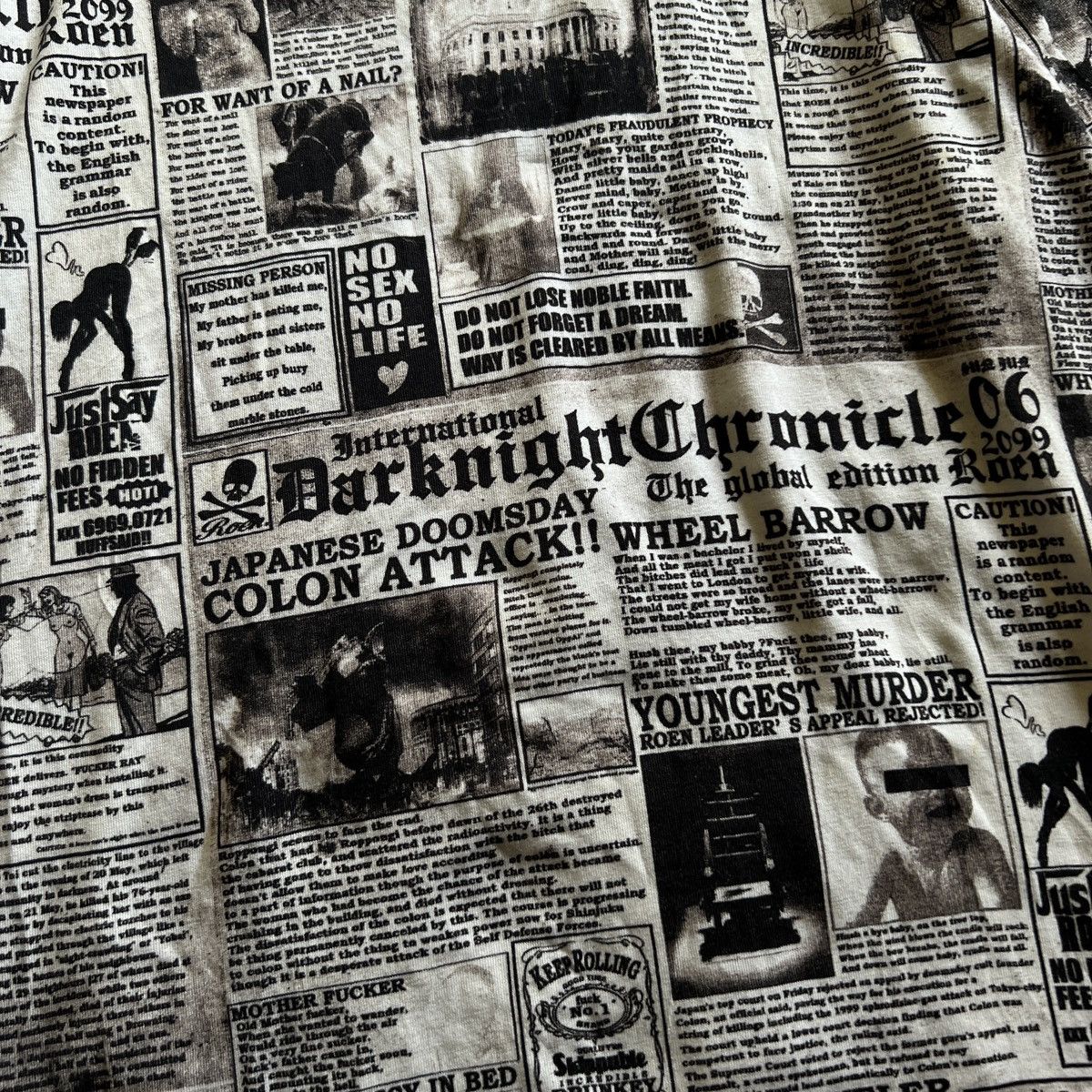 Japanese Brand Roen Newspaper Long Sleeve Size US M / EU 48-50 / 2 - 5 Thumbnail