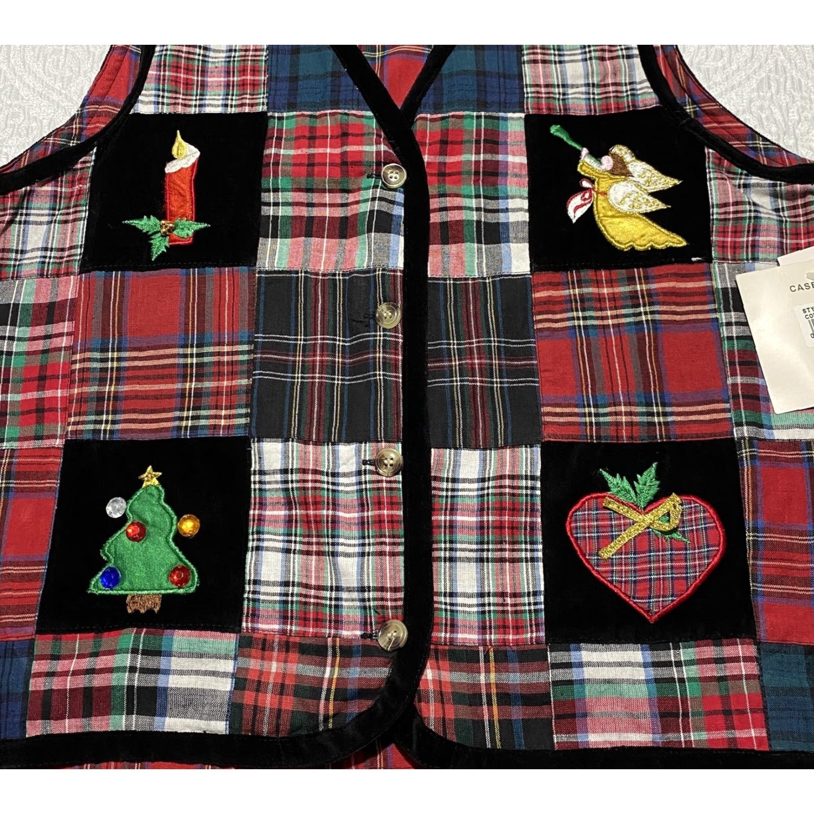 Vintage Casey & Max Vest Womens Medium Red Plaid Patchwork Hand Embroidered Christmas Size M / US 6-8 / IT 42-44 - 2 Thumbnail