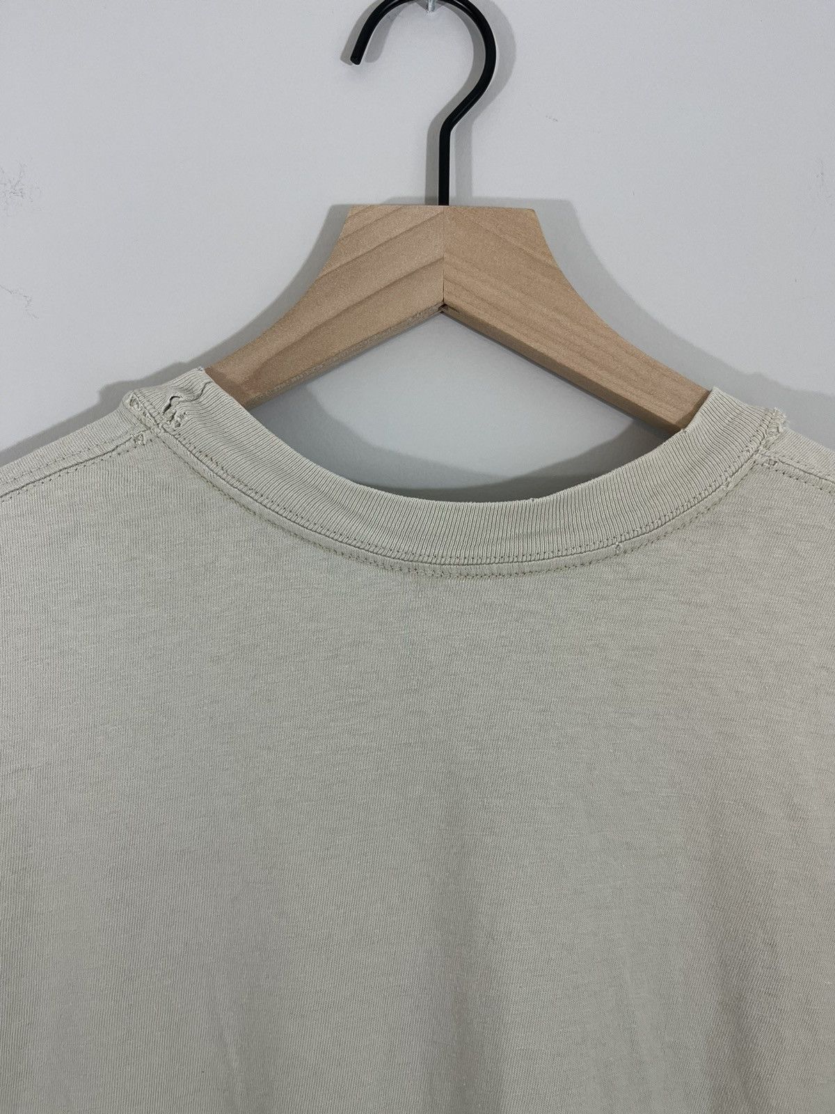 Champion Thrashed Blank Distressed Tee Size US L / EU 52-54 / 3 - 11 Thumbnail