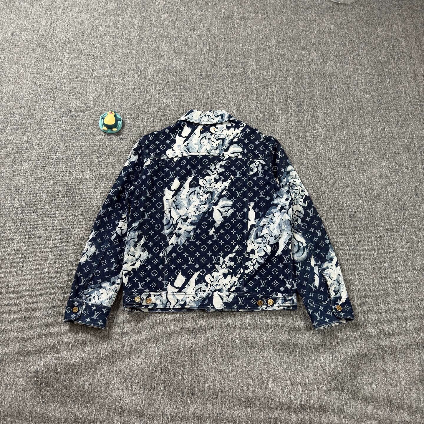 Louis Vuitton LV 24 Seaweed All Over Blue Denim Jkt 52 Near New Size US L / EU 52-54 / 3 - 2 Thumbnail