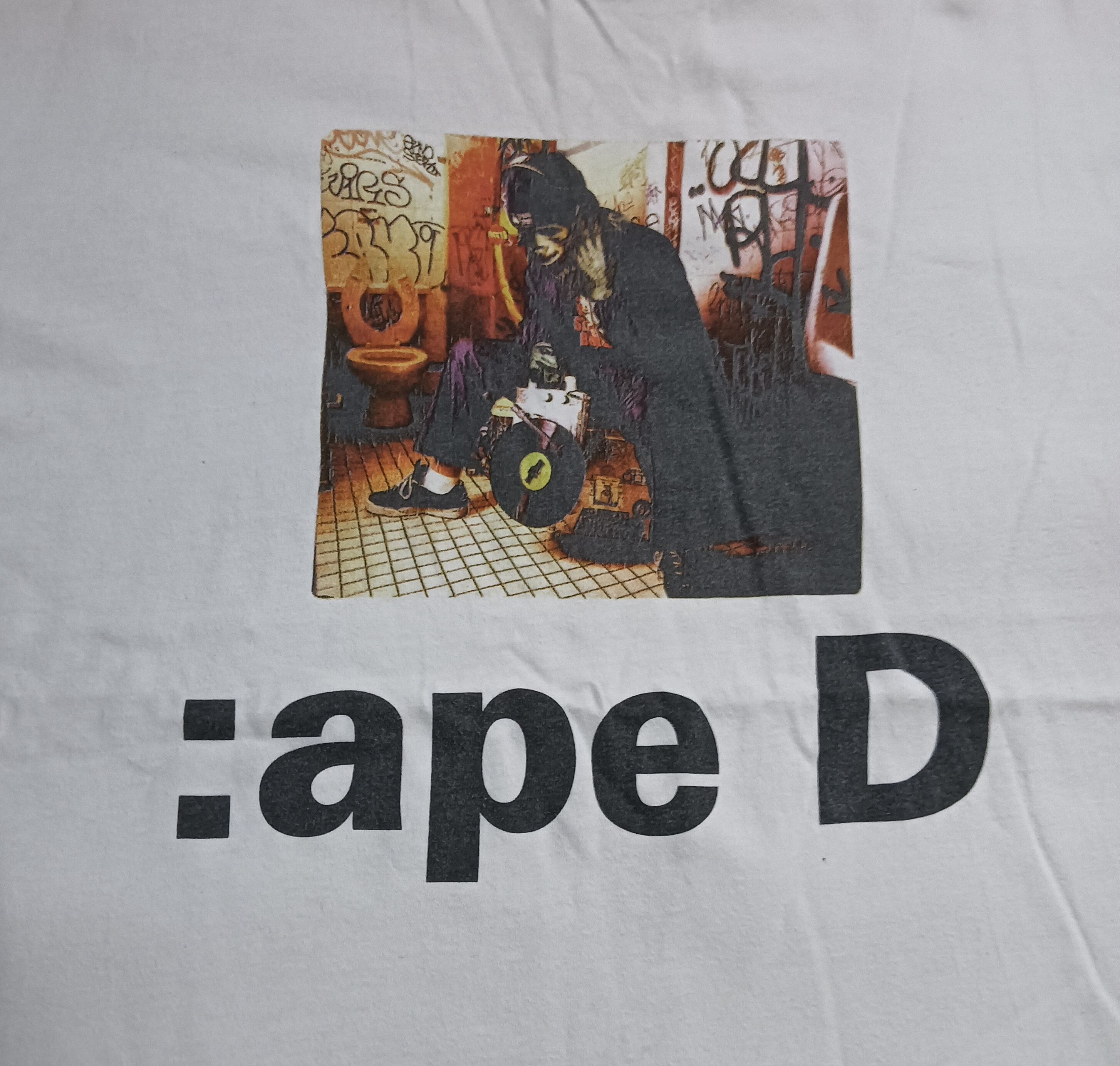Bape RARE Tshirt Bape: Ape D vintage hanes Size US L / EU 52-54 / 3 - 2 Thumbnail