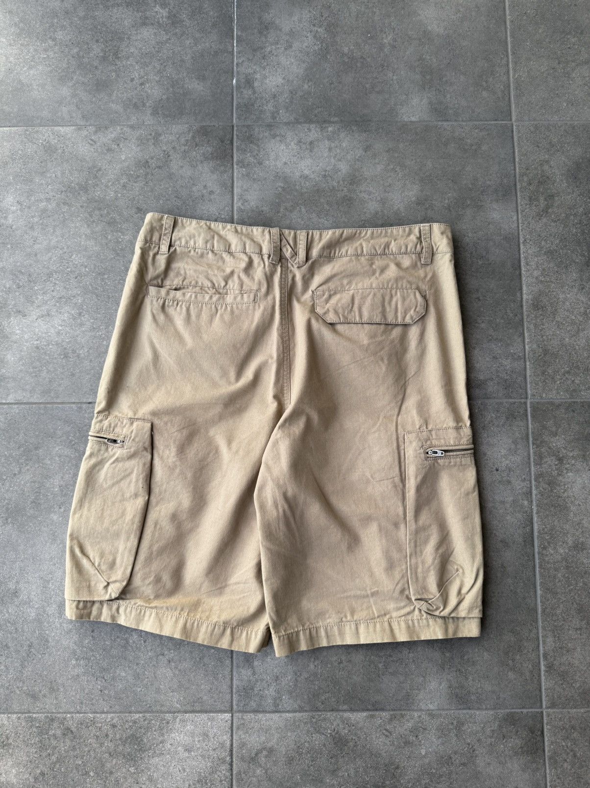 Nike Y2K Nike Cargo Vintage Shorts Beige Faded Multi Pocket Japan Size US 32 / EU 48 - 4 Thumbnail
