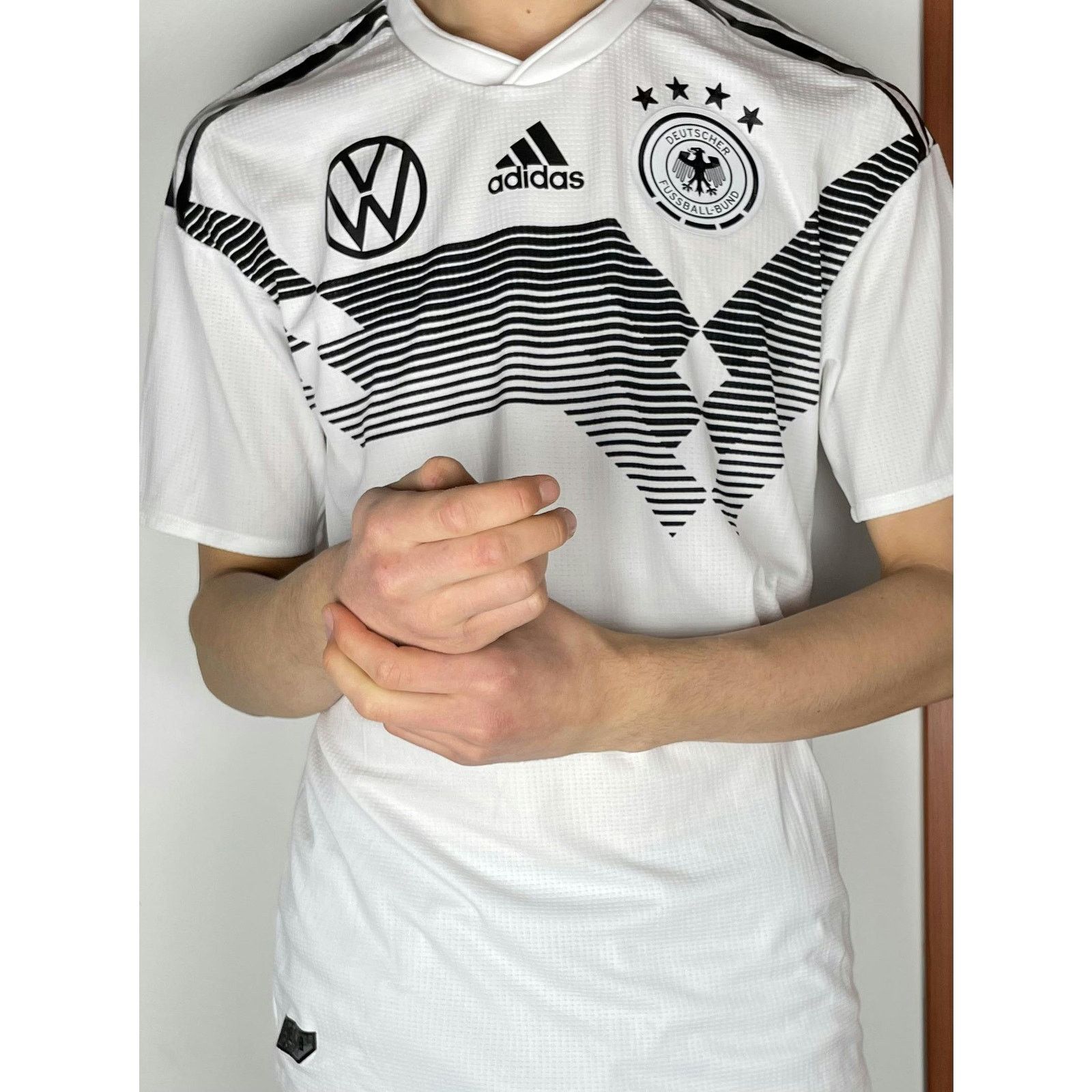 Adidas Adidas Men's Germany National Authentic Training Jersey 6 Size US M / EU 48-50 / 2 - 2 Thumbnail