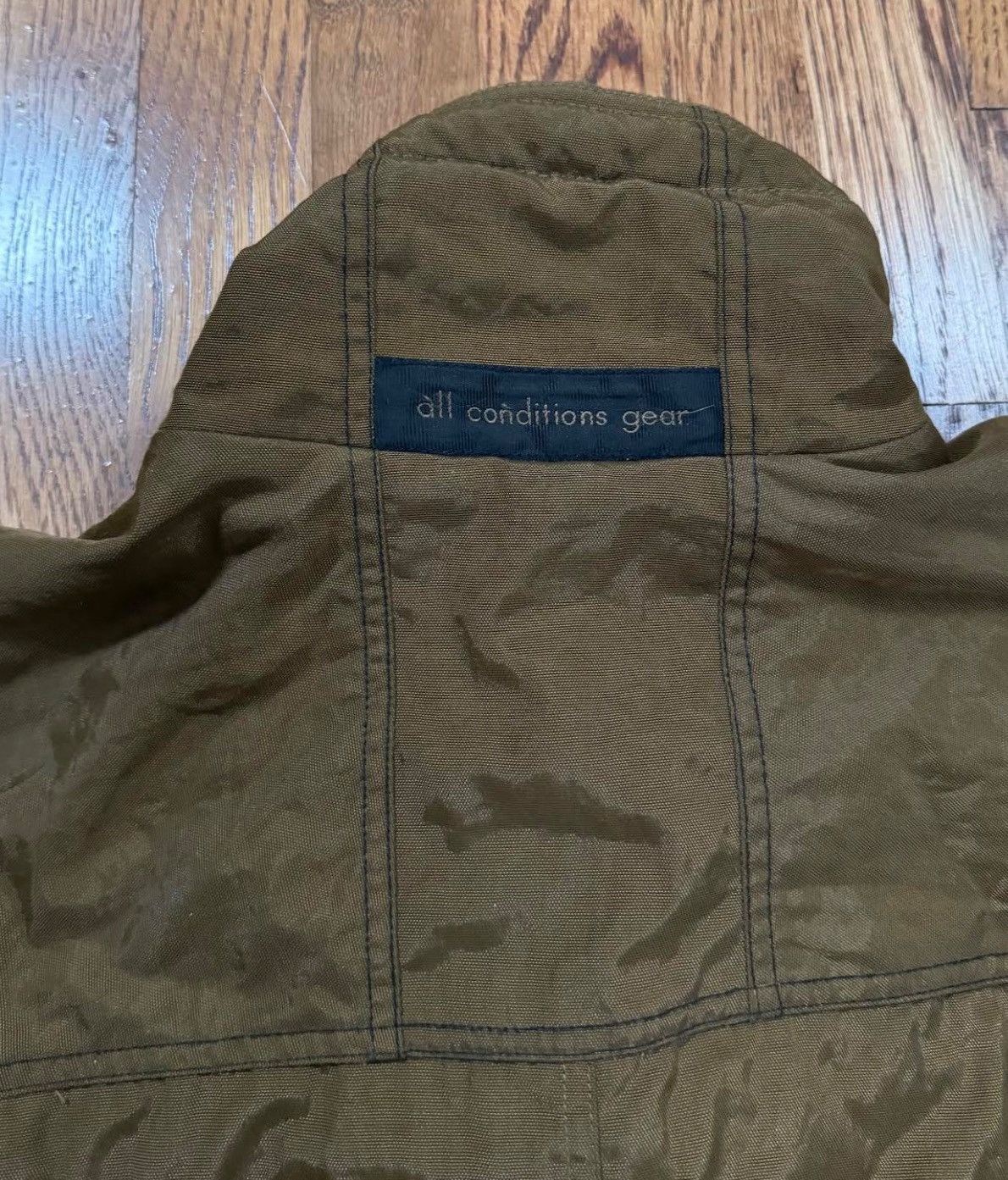 Nike Vintage Nike ACG Long Olive Coat (Size L) Size US L / EU 52-54 / 3 - 4 Thumbnail