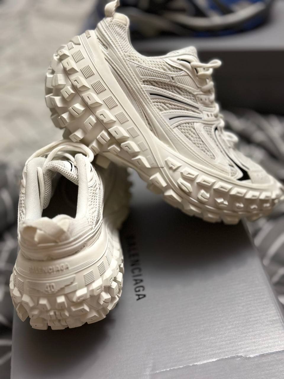 Balenciaga Balenciaga Defenders White Size US 7 / EU 40 - 2 Thumbnail