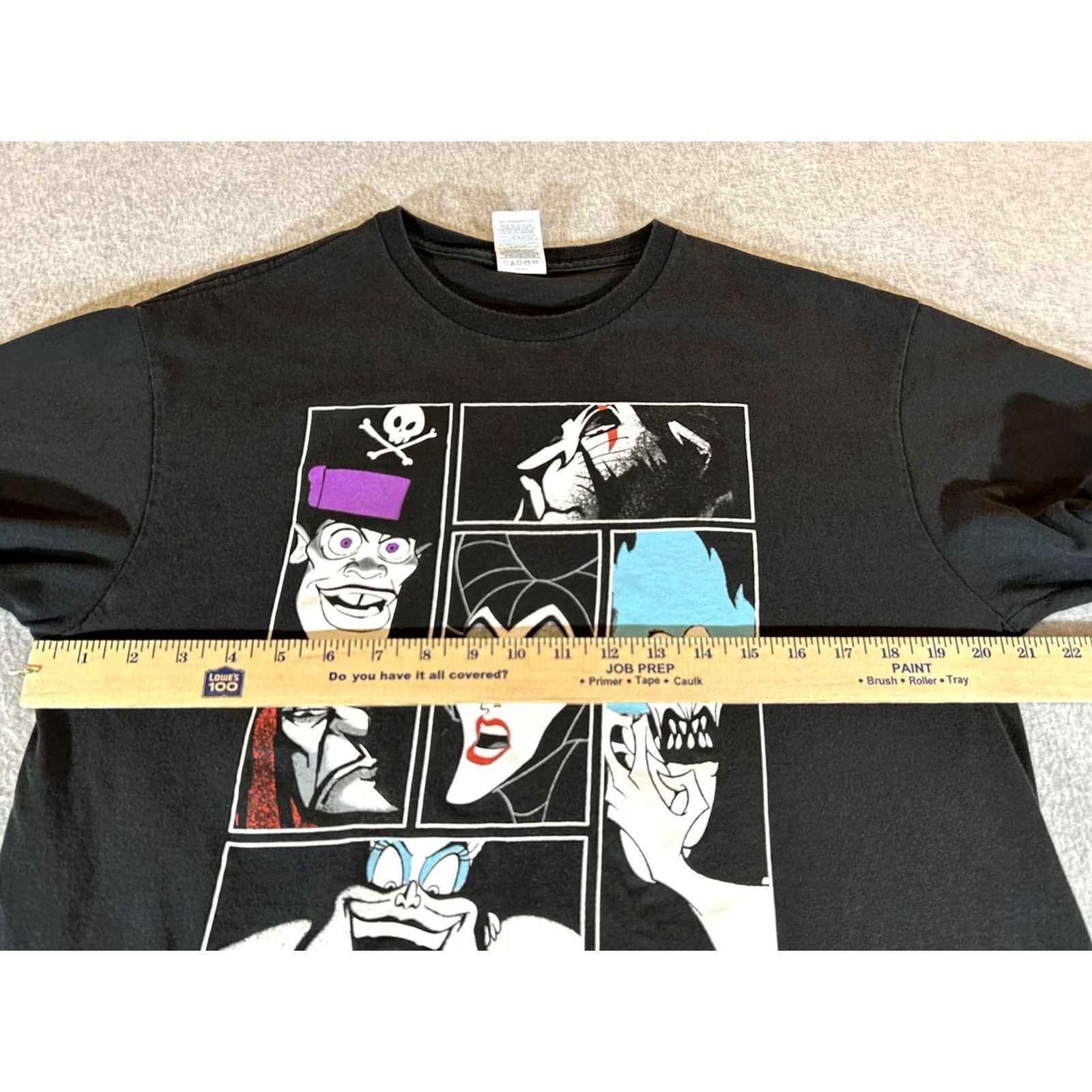 Vintage VINTAGE Disney Villains Shirt Mens Large Black Graphic Cartoon Short Sleeve Tee Size US L / EU 52-54 / 3 - 4 Thumbnail