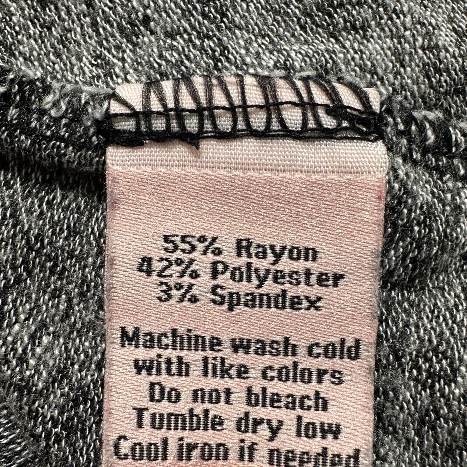 Juicy Couture Juicy Couture XL VNeck Knit Sweater Long Sleeve Heather Gray Size XL / US 12-14 / IT 48-50 - 4 Thumbnail