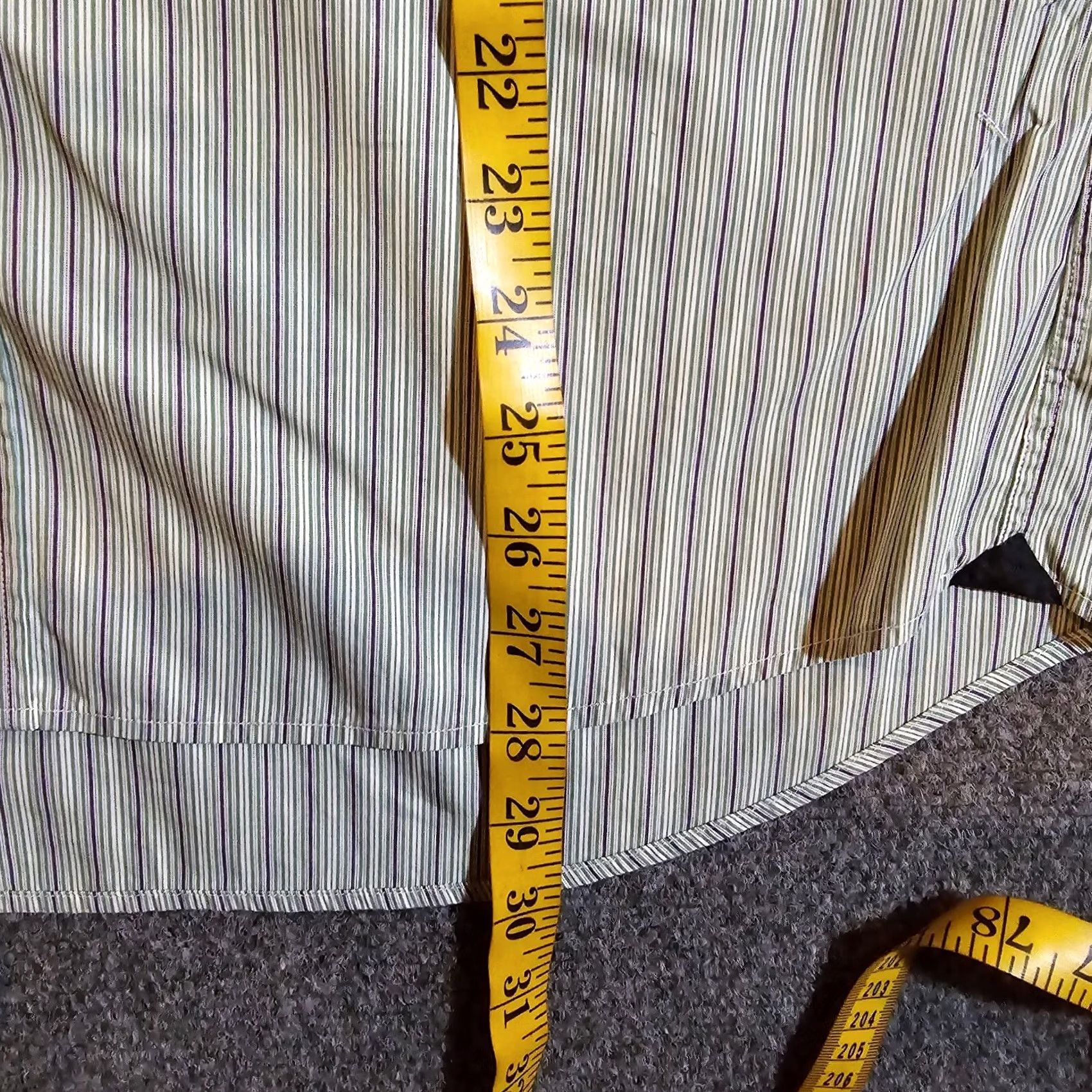 Lacoste Lacoste Shirt Mens 40 Green Striped Button Front Long Sleeve Logo Classic Preppy Colorful Designer World Size US L / EU 52-54 / 3 - 7 Thumbnail