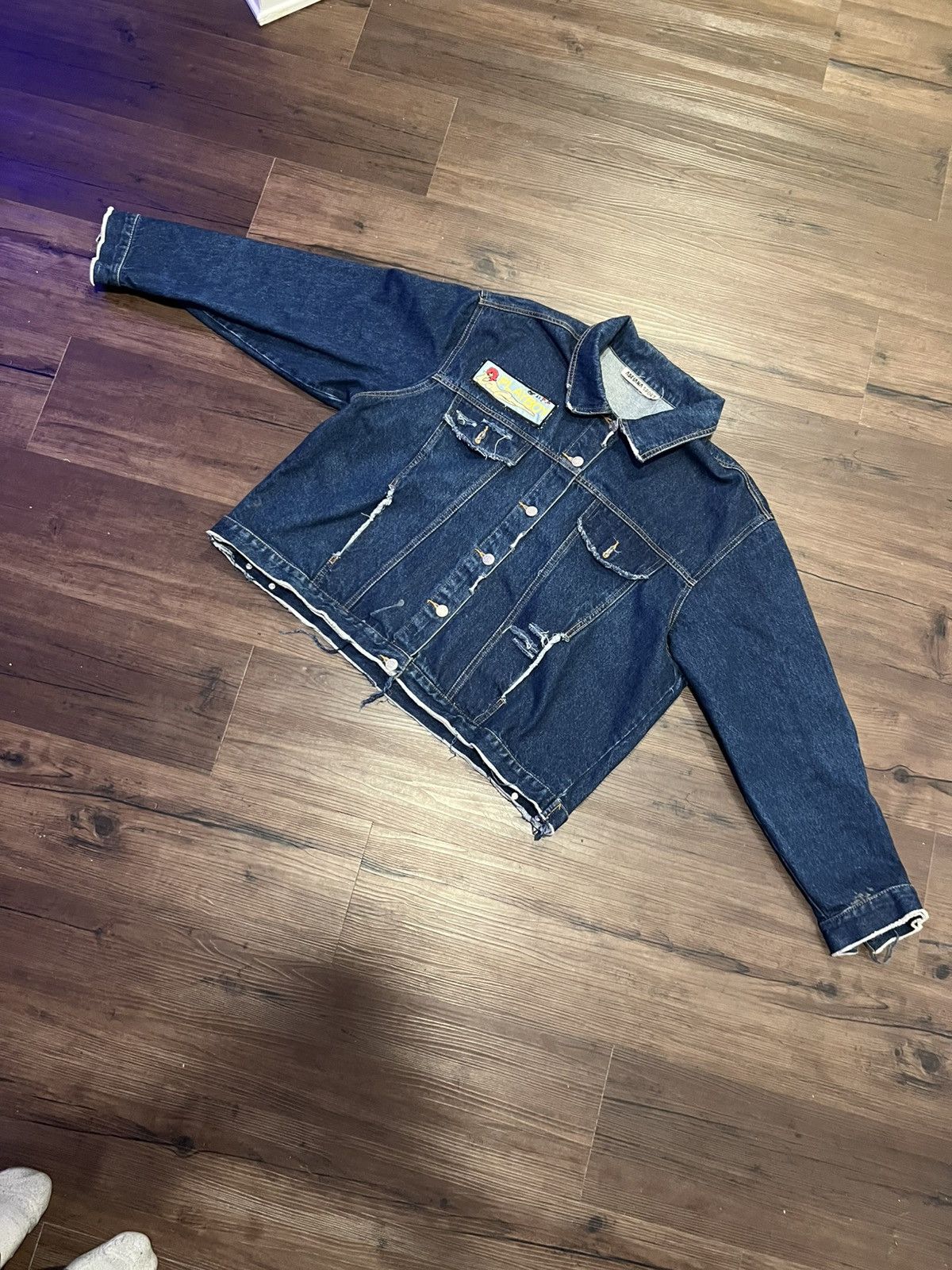 Japanese Brand Streetwear “Playboy” Cropped Distressed Jean Jacket Size US M / EU 48-50 / 2 - 2 Thumbnail