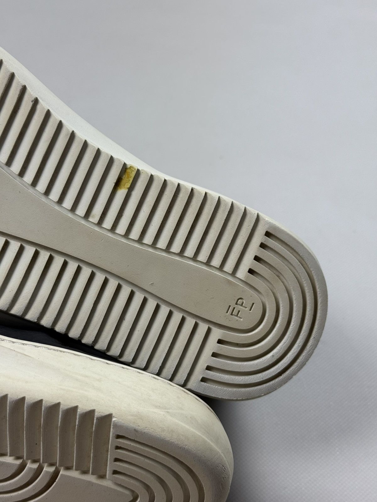 Filling Pieces Filling Pieces Men’s Low Top Sneakers Shoes Size EU 42 US 9 Size US 9 / EU 42 - 22 Thumbnail