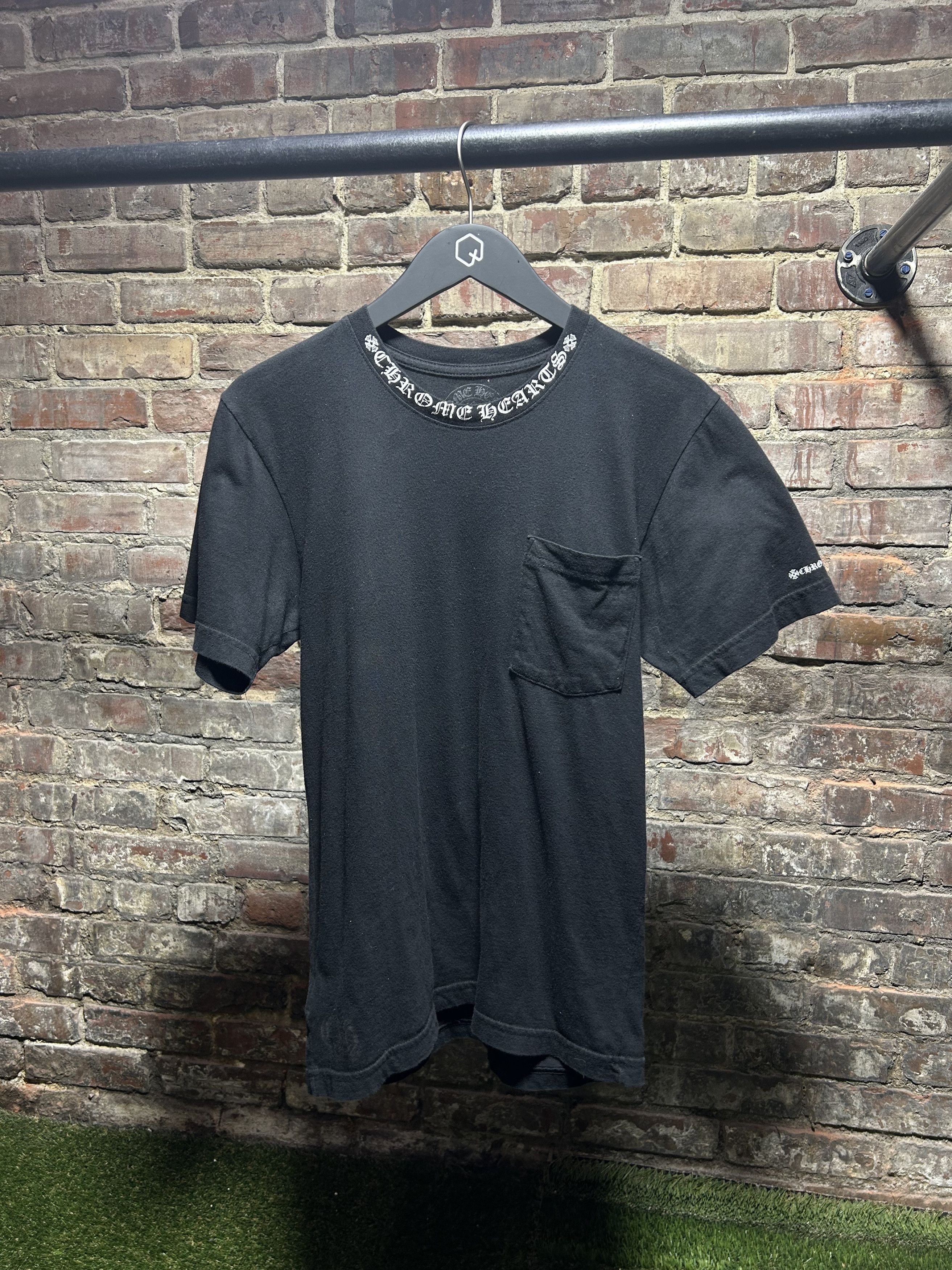 Chrome Hearts Chrome Hearts Neck Logo Tee Size US S / EU 44-46 / 1 - 1 Thumbnail