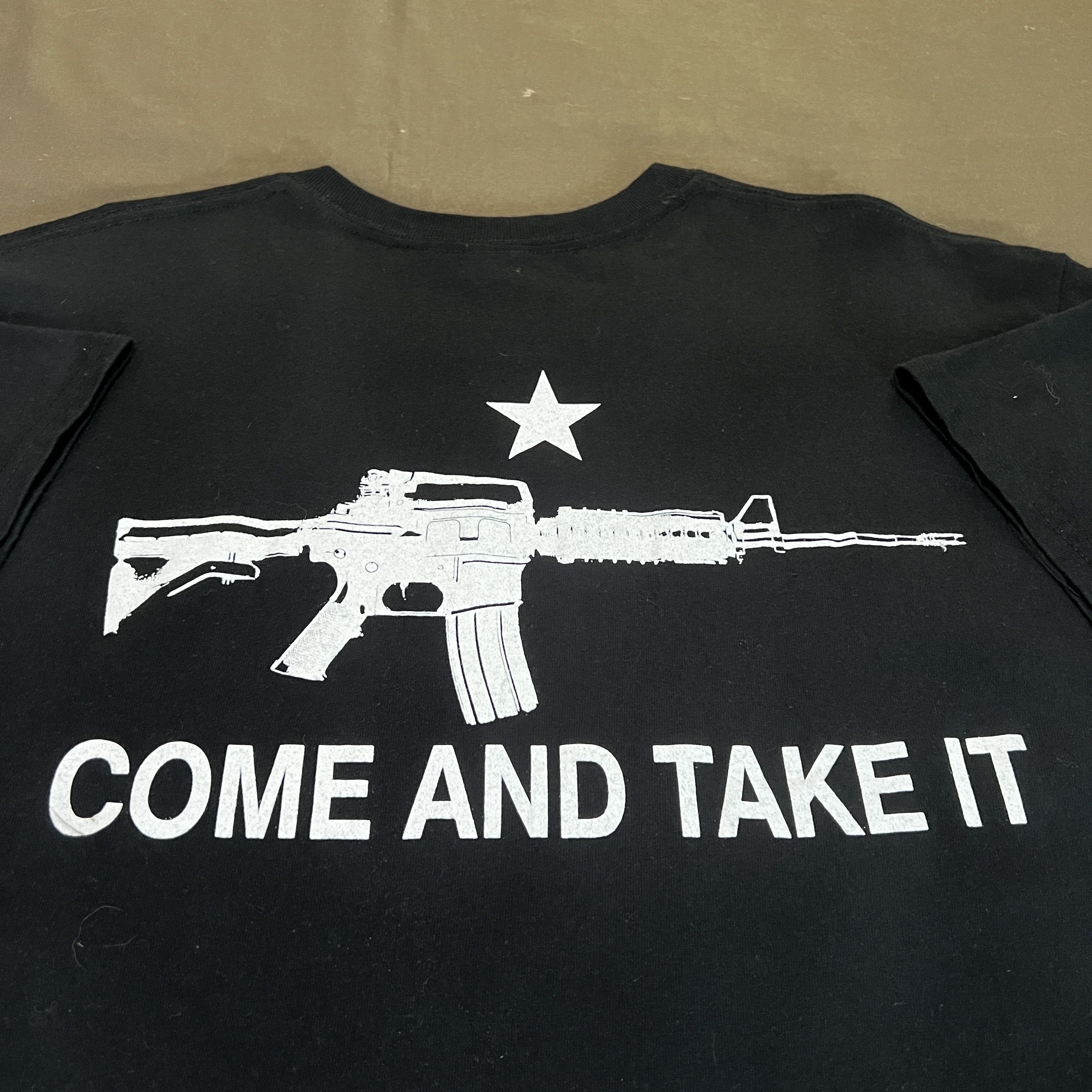 Gildan AR-15–style rifle Gun Come and Take It’ Promo Tee Size US L / EU 52-54 / 3 - 1 Thumbnail
