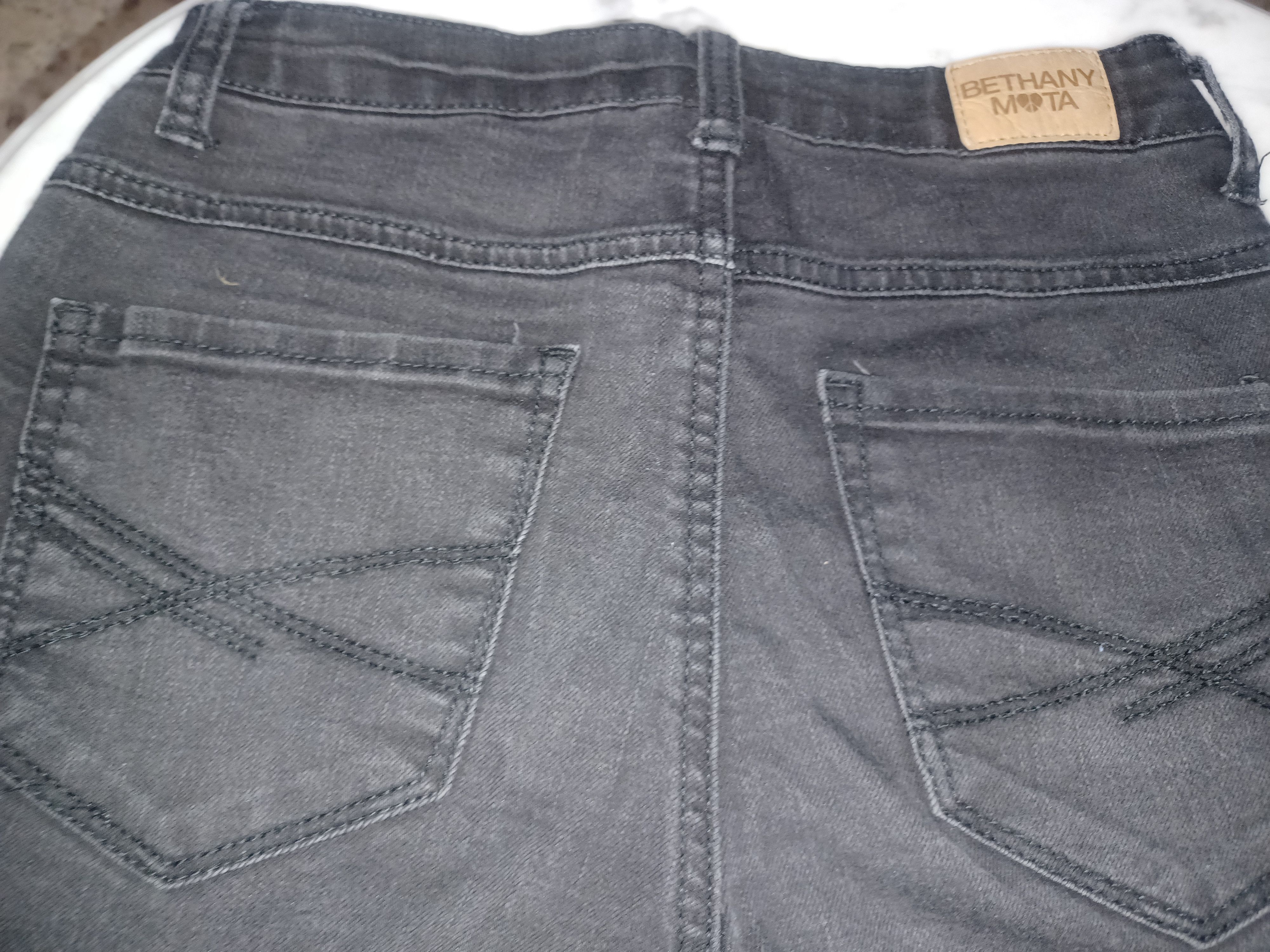 Other Bethany Mota Women's Hi-Rise Cropped Jeggings SZ 0 Black Size 25" / US 0 / IT 36 - 3 Thumbnail