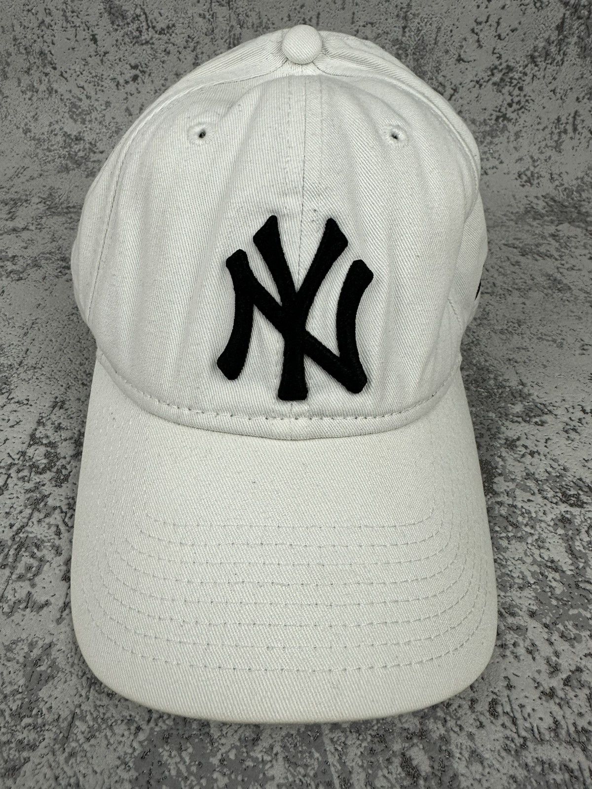 New Era Vintage New Era NY Yankees White Cap MLB Baseball Hat Size ONE SIZE - 2 Thumbnail