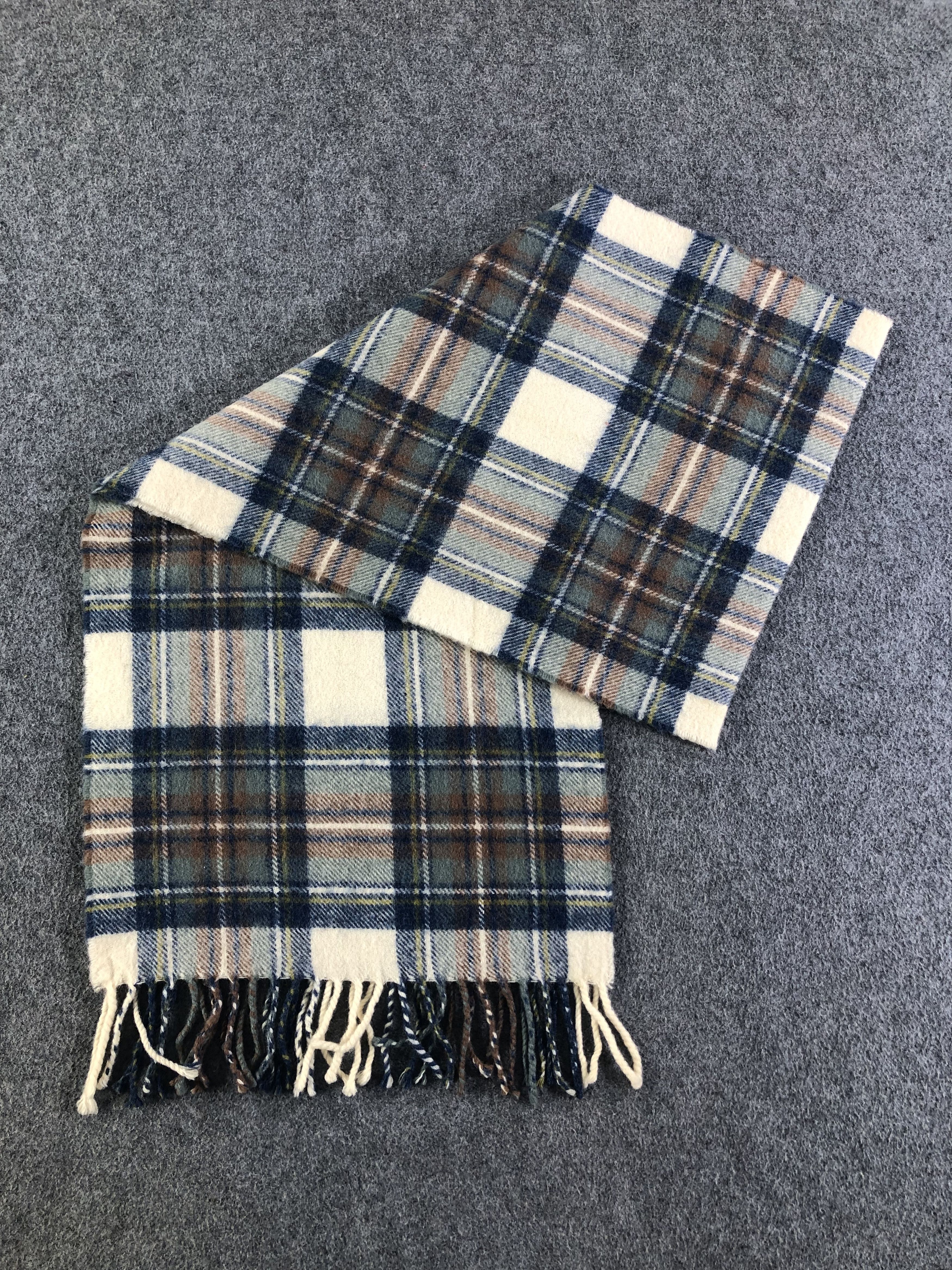 Begg x Co Begg Of Ayr Scarf / Muffler / Neckwear Size ONE SIZE - 5 Thumbnail