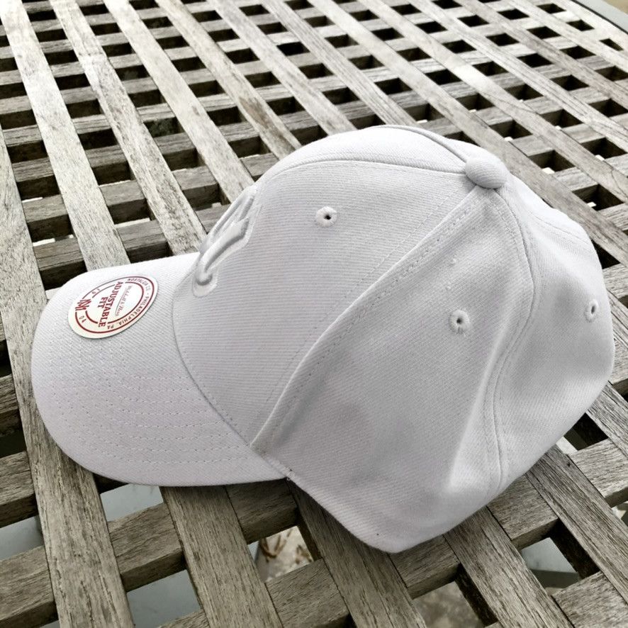 Mitchell & Ness Atlanta Braves Cooperstown White Structured Snapback Hat Size ONE SIZE - 2 Thumbnail