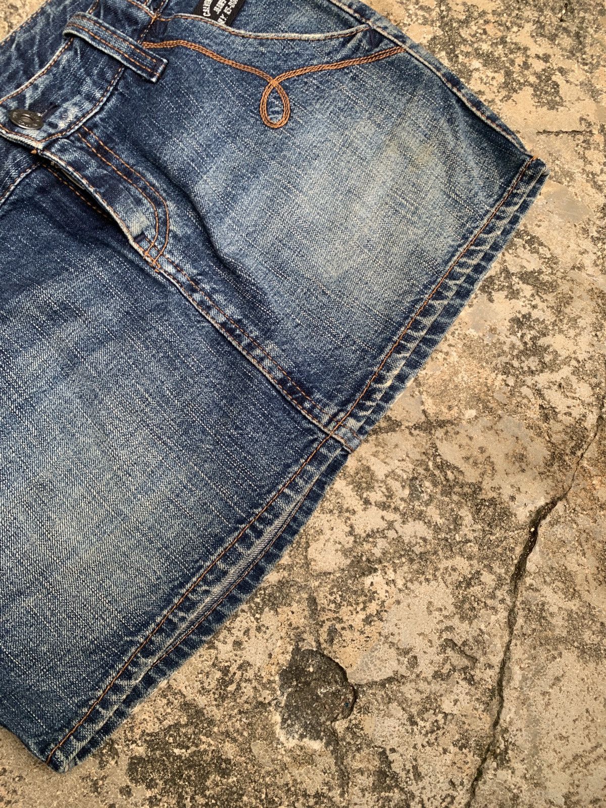 Calvin Klein Calvin Klein Jeans NY Washed Pocket Accent Mini Jeans Skirt Size 25" / US 0 / IT 36 - 8 Thumbnail