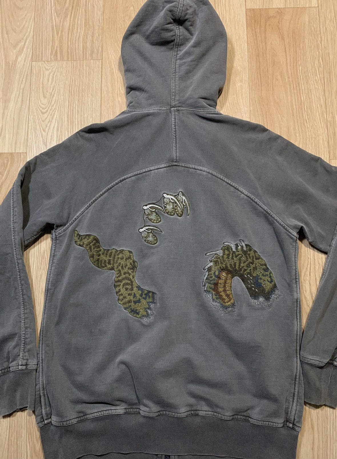Maharishi Rare Maharishi Dragon Embroidered Logo Y2K Zip Hoodie Size US M / EU 48-50 / 2 - 8 Thumbnail