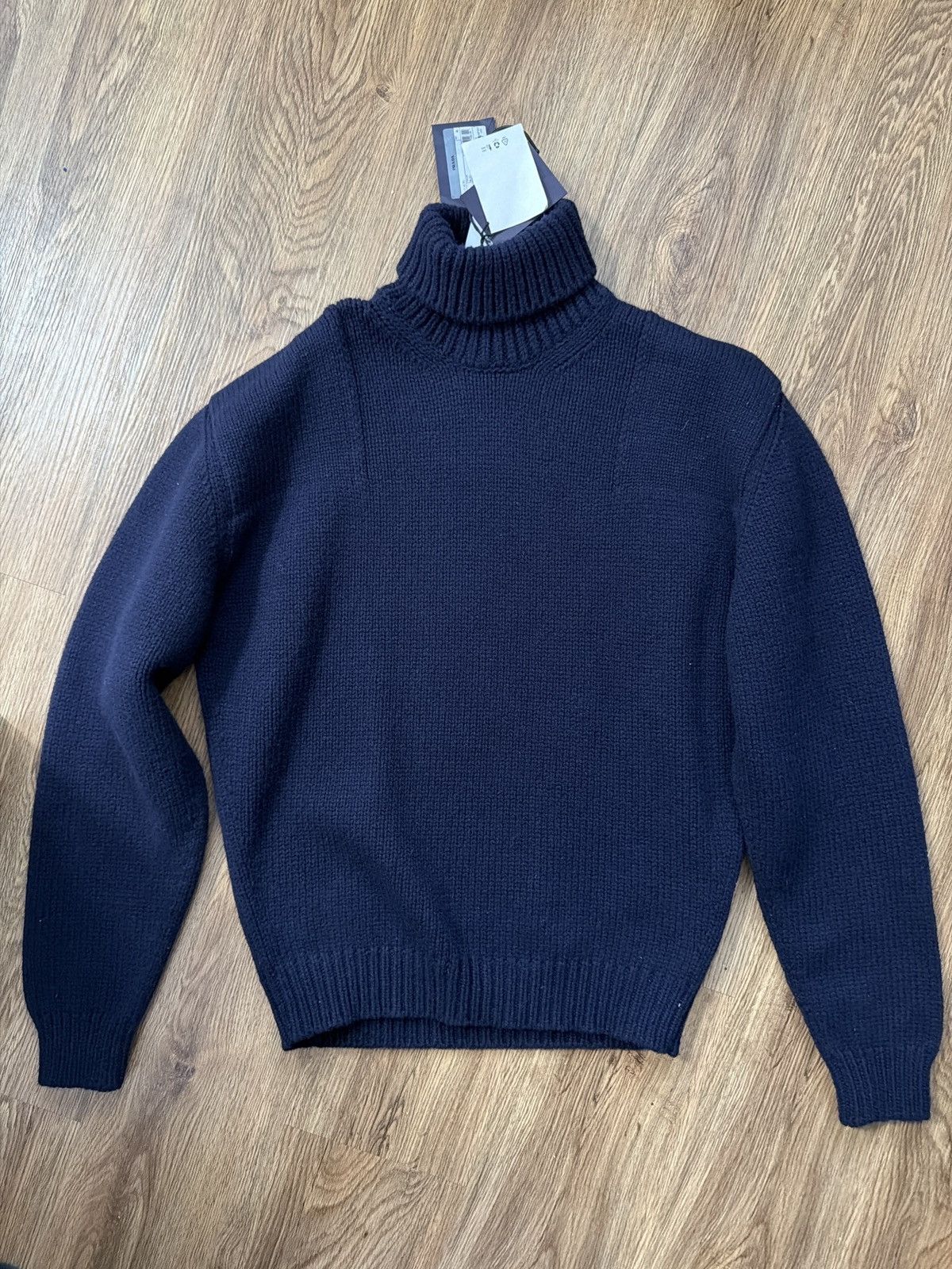 Prada Prada Navy Wool Turtleneck Size US S / EU 44-46 / 1 - 4 Thumbnail
