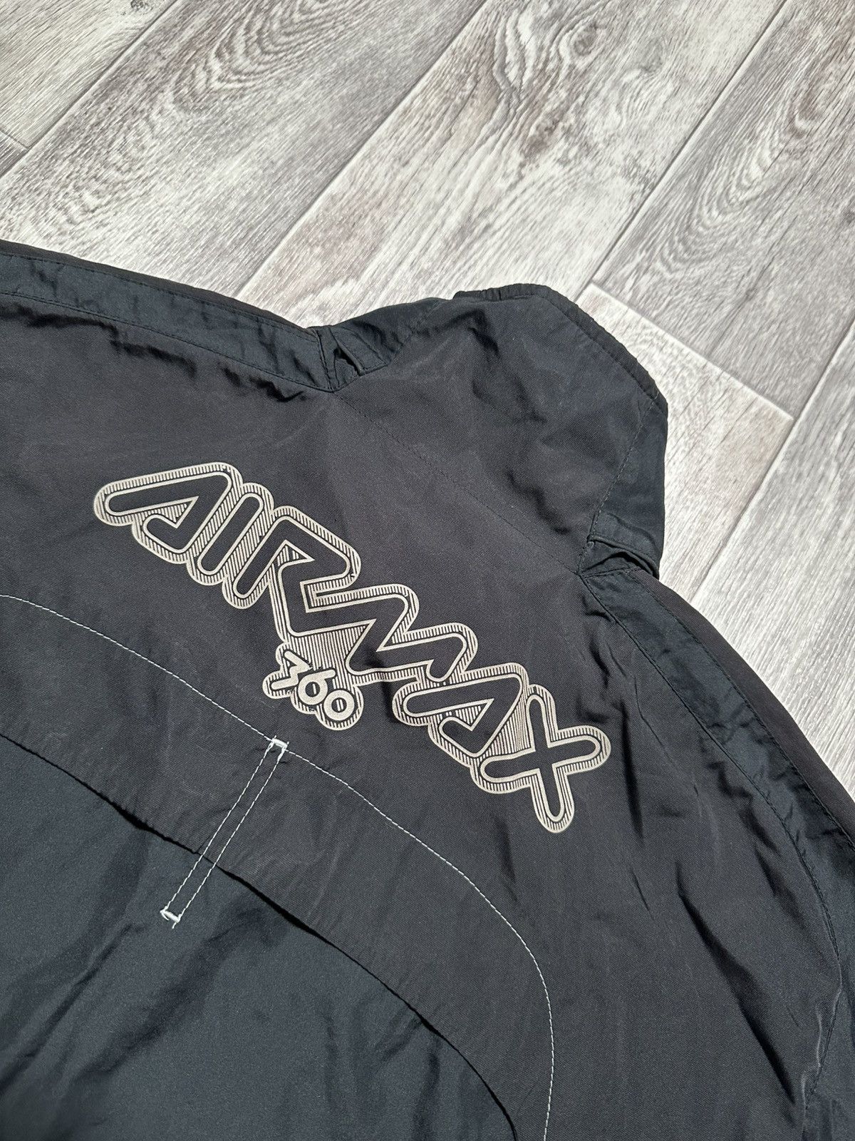 Nike Vintage Nike Air Max 360 Big Logo Jacket Drill Style y2k Size US L / EU 52-54 / 3 - 3 Thumbnail