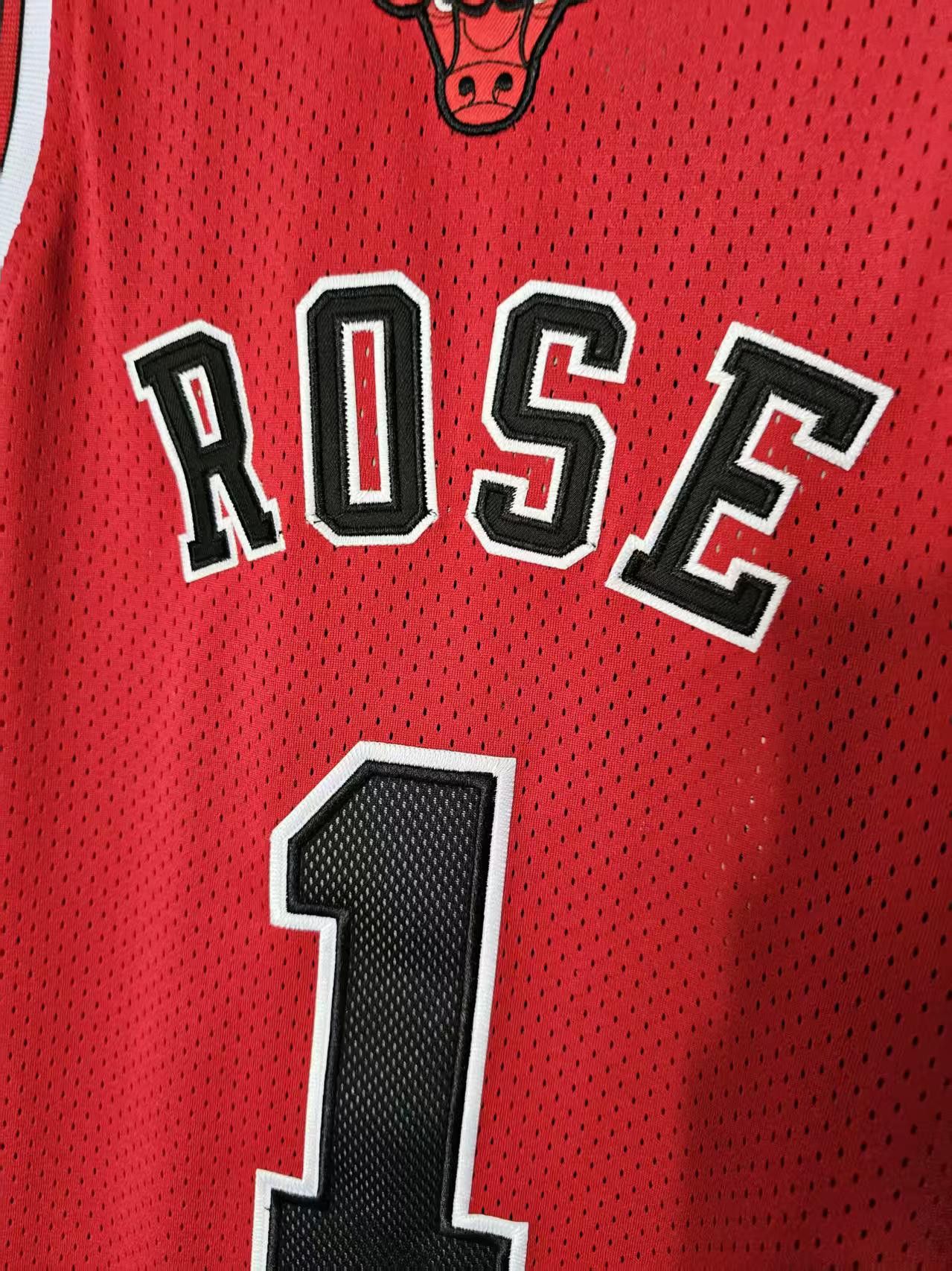 NBA Derrick Rose Jersey Chicago Bulls 1 Double Stitched Size US XL / EU 56 / 4 - 4 Thumbnail