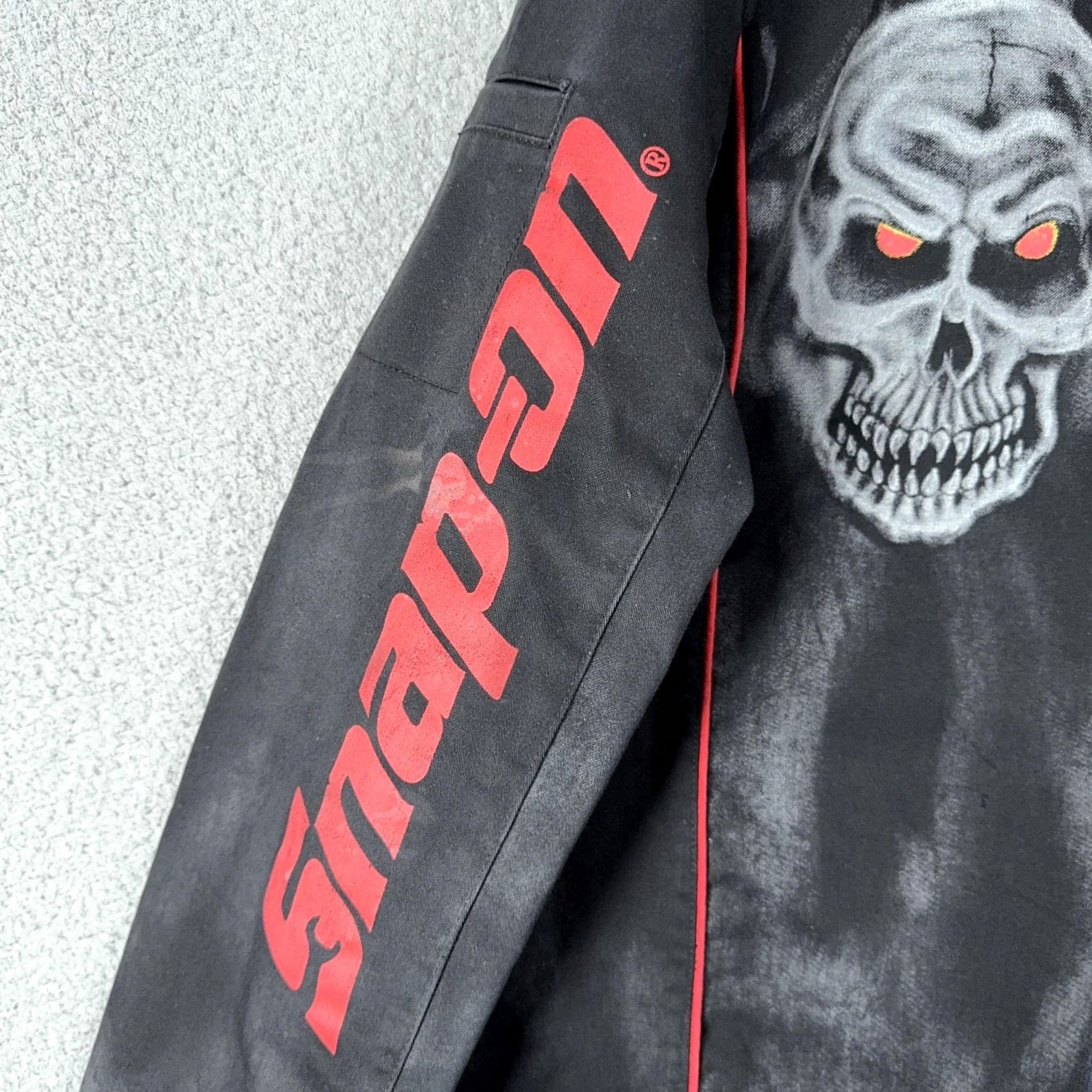 Vintage VINTAGE Snap-on FR Welding Jacket 2XL Skull Graphic Workwear Biker Shirt/Coat Mens Black Zip Pockets Distressed Canvas Leather look Size US XXL / EU 58 / 5 - 5 Thumbnail