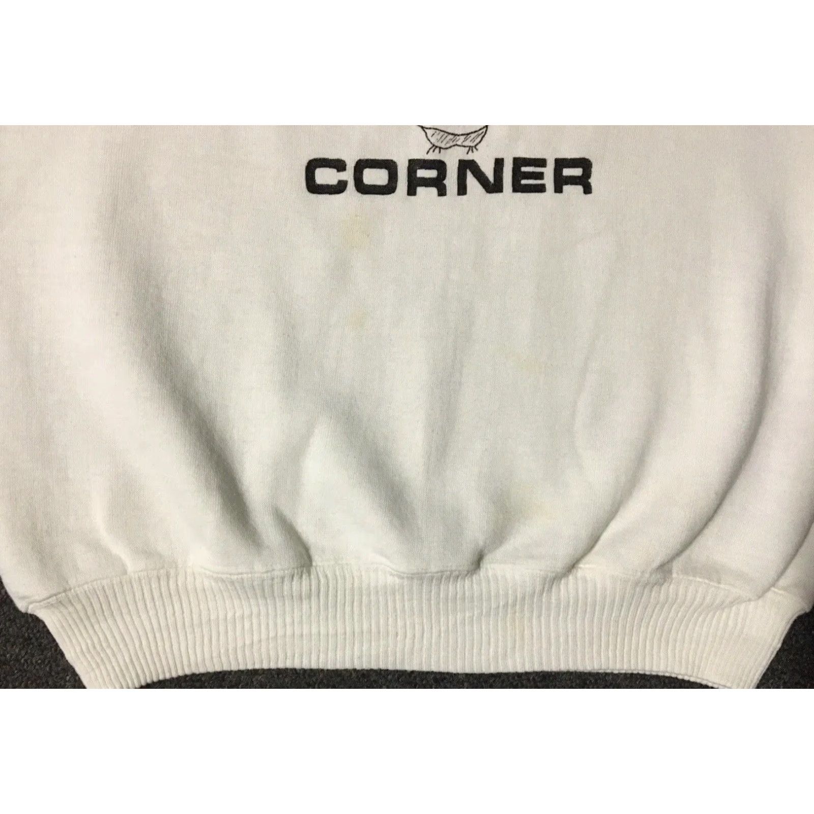 Vintage Vtg 80s Jakes Corner Bar Faded Sweatshirt XS Arizona Donkey Biker Grunge Beer 90 Hoodie Mens XS White 80s Grunge Bar California USA Vintage Shoes? Size US XS / EU 42 / 0 - 3 Thumbnail