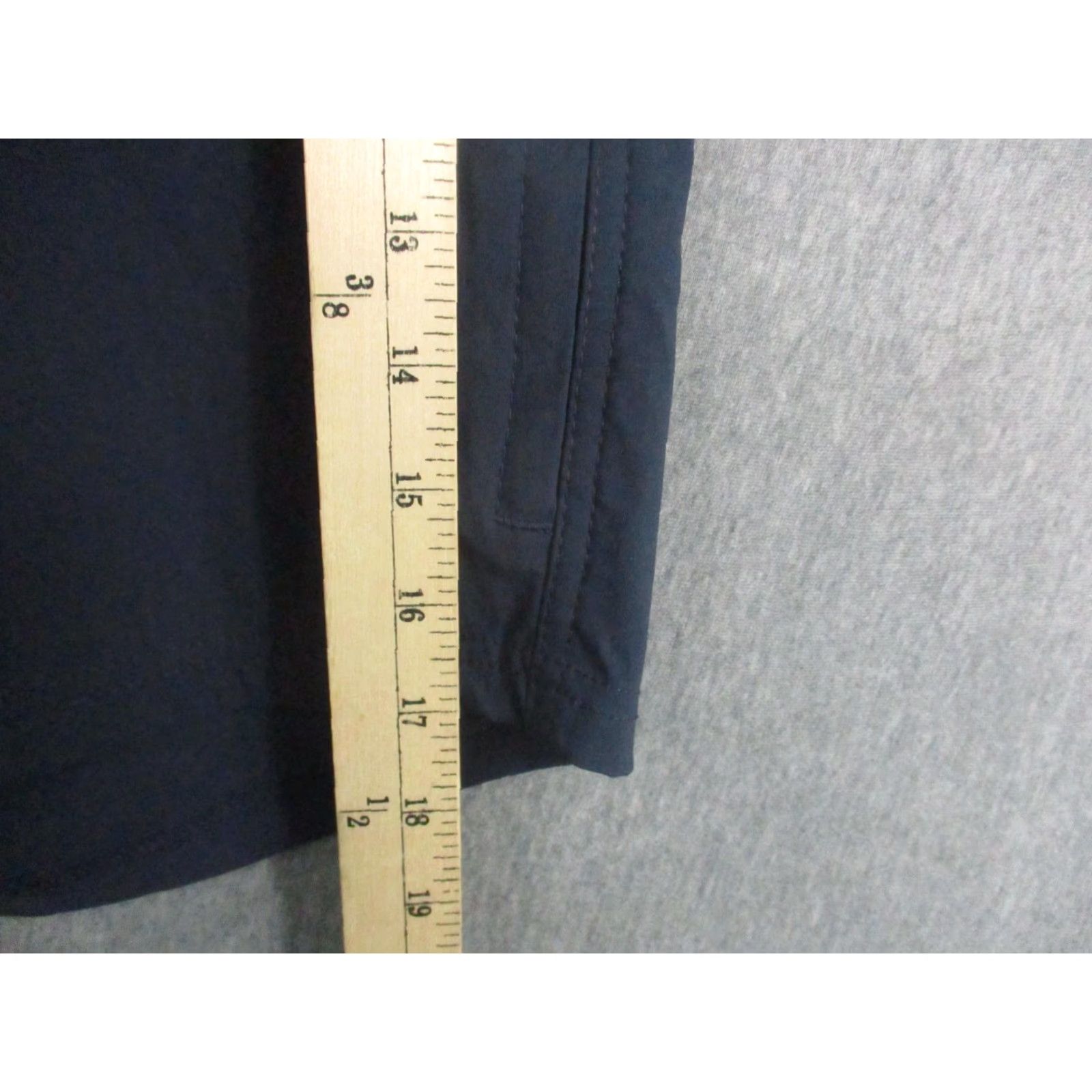 Vintage Kuhl Shorts 30 Blue 5121 Hiking Nylon Stretch Outdoor Cargo Mens Size US 30 / EU 46 - 6 Thumbnail
