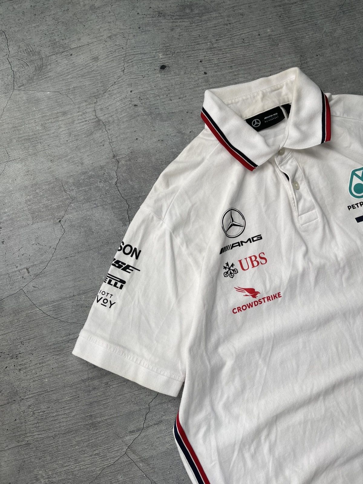 Formula 1 Mercedes Benz AMG Team Racing Petronas Polo T-shirt Size US XL / EU 56 / 4 - 3 Thumbnail