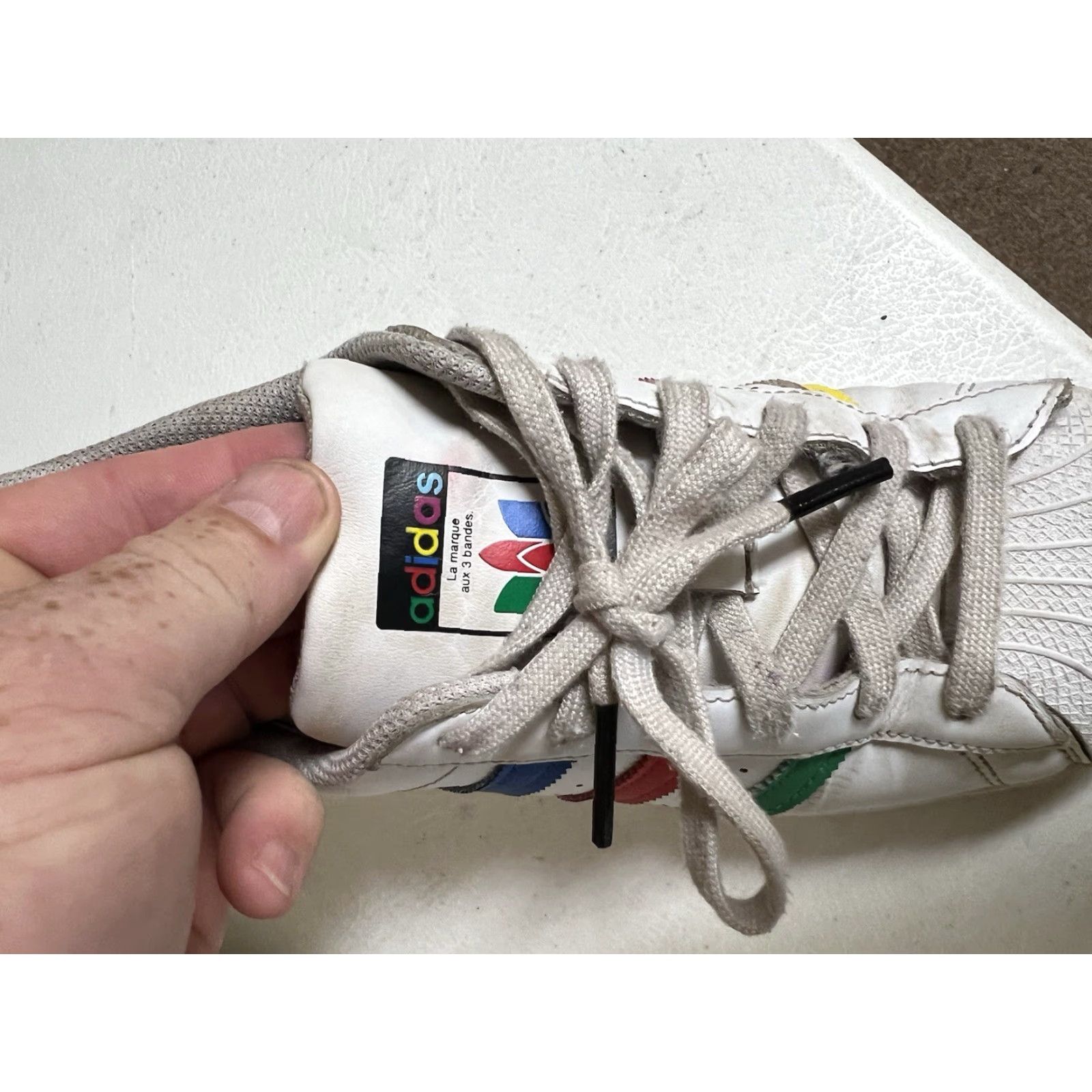 Adidas ADIDAS SUPERSTAR J White Multicolor Stripes Men's 6.5 Basketball Shoe Sneaker Cap Toe Logo Striped Adidas Shoe 6.5 Mens FW5236 Low Top Leather Rubber Size ONE SIZE - 5 Thumbnail