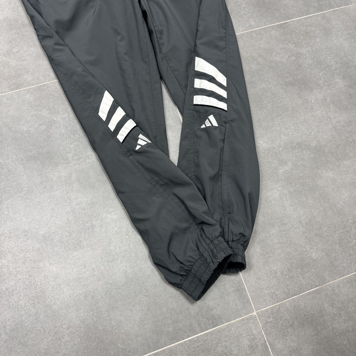 Adidas Vintage Adidas Track Suit Set Pants / Jacket 90s Men Size L Size US L / EU 52-54 / 3 - 23 Thumbnail