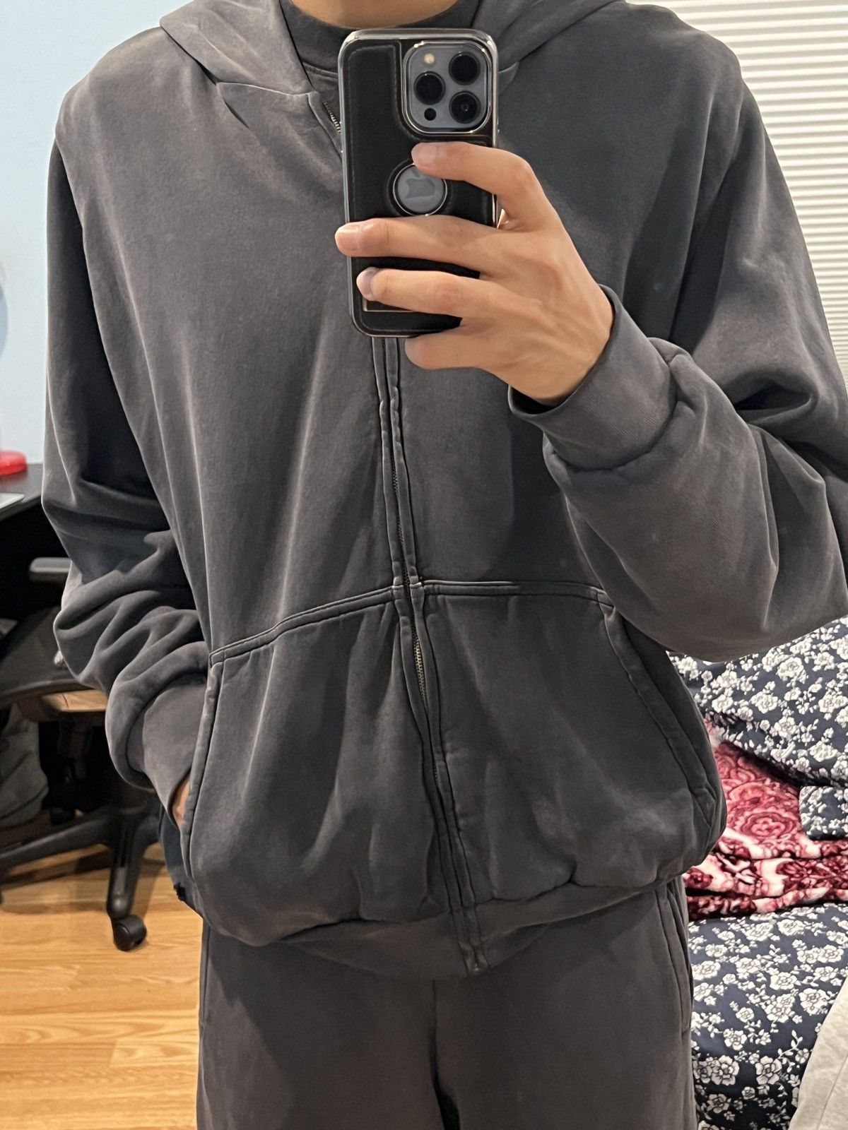 Balenciaga × Gap × Kanye West SUMMER SALE Yeezy Gap Poetic Black Sweatsuit Small Size US S / EU 44-46 / 1 - 18 Thumbnail