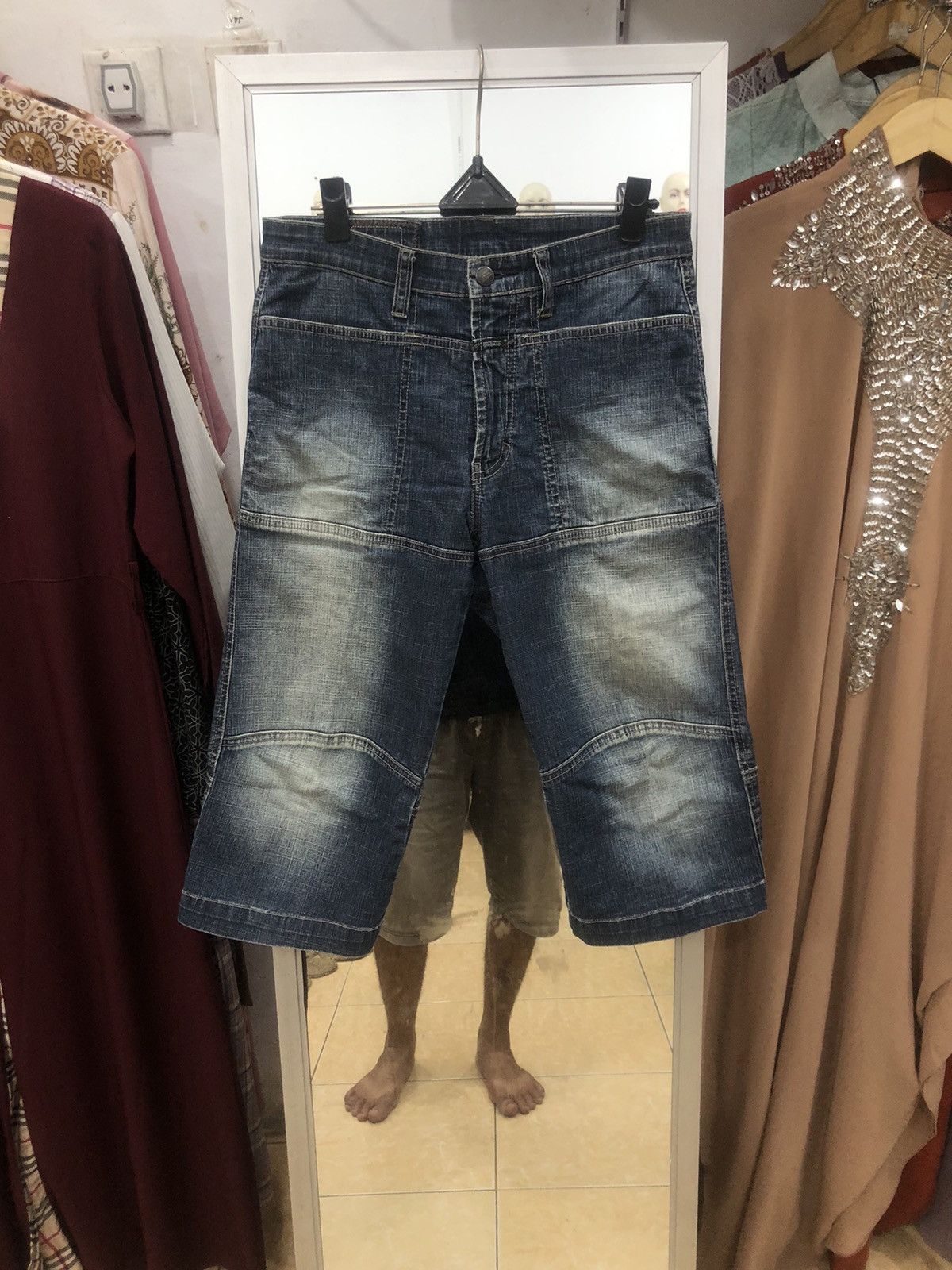 Marithe + Francois Girbaud Marithe Francois Girbaud denim short Size US 28 / EU 44 - 1 Thumbnail