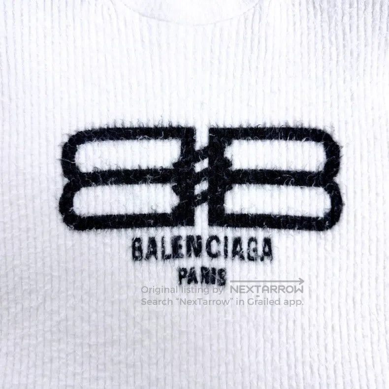 Balenciaga Balenciaga White Flower Button Letter Logo Knit Top Size US XS / EU 42 / 0 - 4 Thumbnail