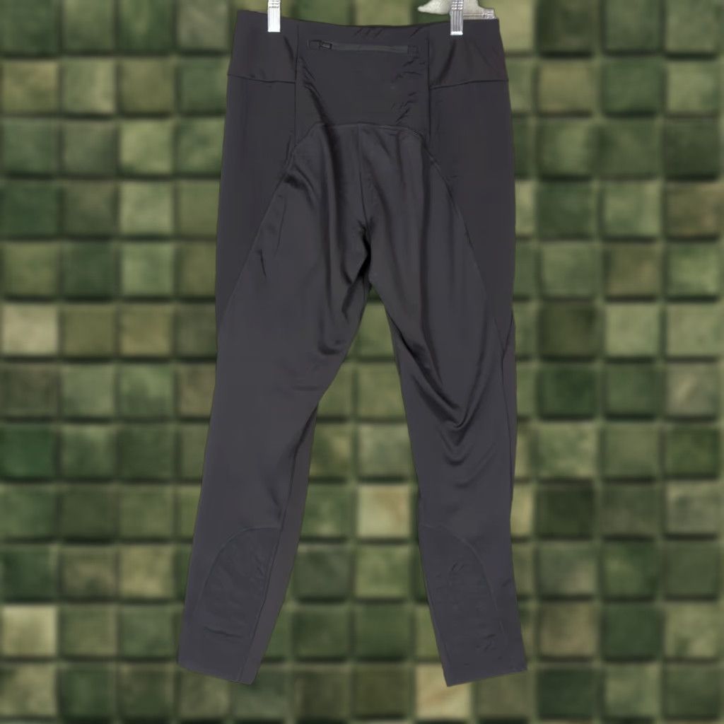 Athleta Athleta Women's M Peak Hybrid Fleece Tight Pants Black Pull On Inseam Zip Pocket Elastic Waist Size 32" / US 10 / IT 46 - 1 Thumbnail