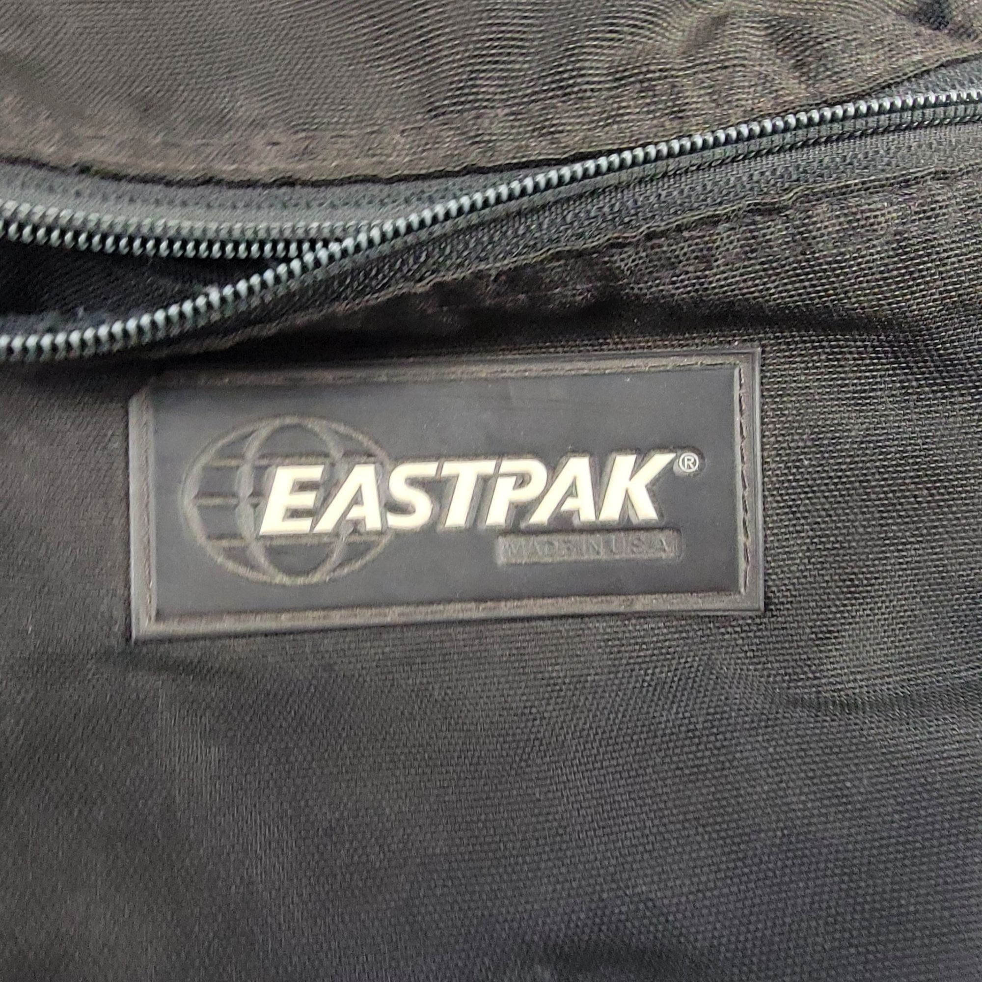 Eastpak × Vintage Vintage Eastpak Black Backpack Made In USA Casual Outdoors S Size ONE SIZE - 4 Thumbnail