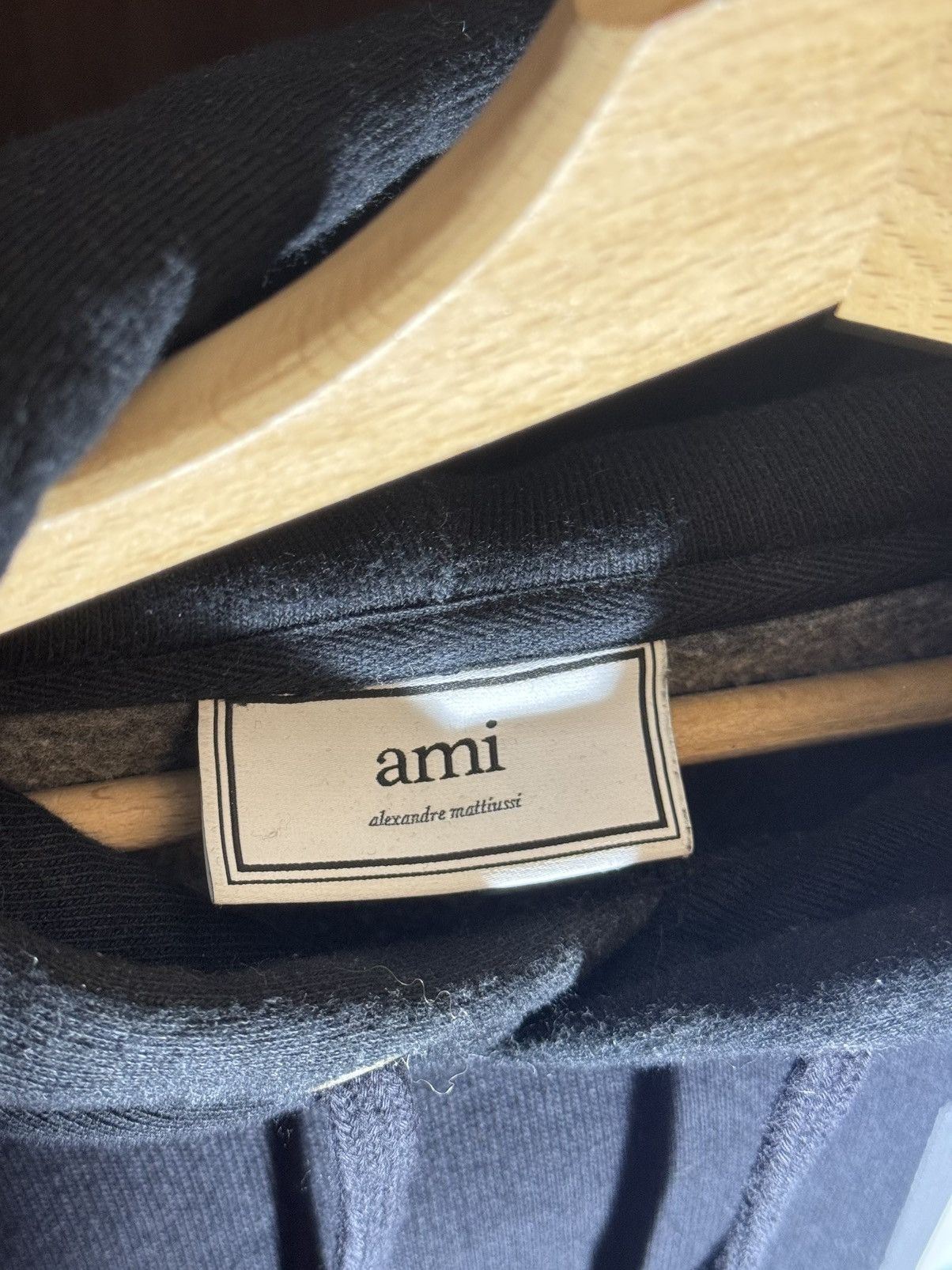 AMI XS oversized ami runway fw19 eiffel tour sweatshirt hoodie Size US XS / EU 42 / 0 - 2 Thumbnail