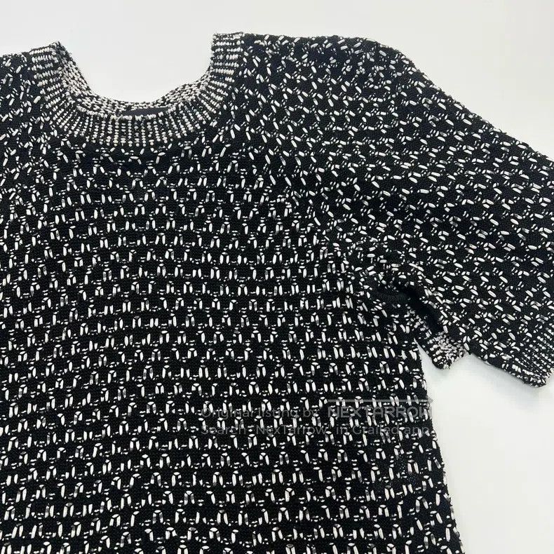 Chanel Chanel Bat sleeve design double C braided short sleeves Size XS / US 0-2 / IT 36-38 - 4 Thumbnail