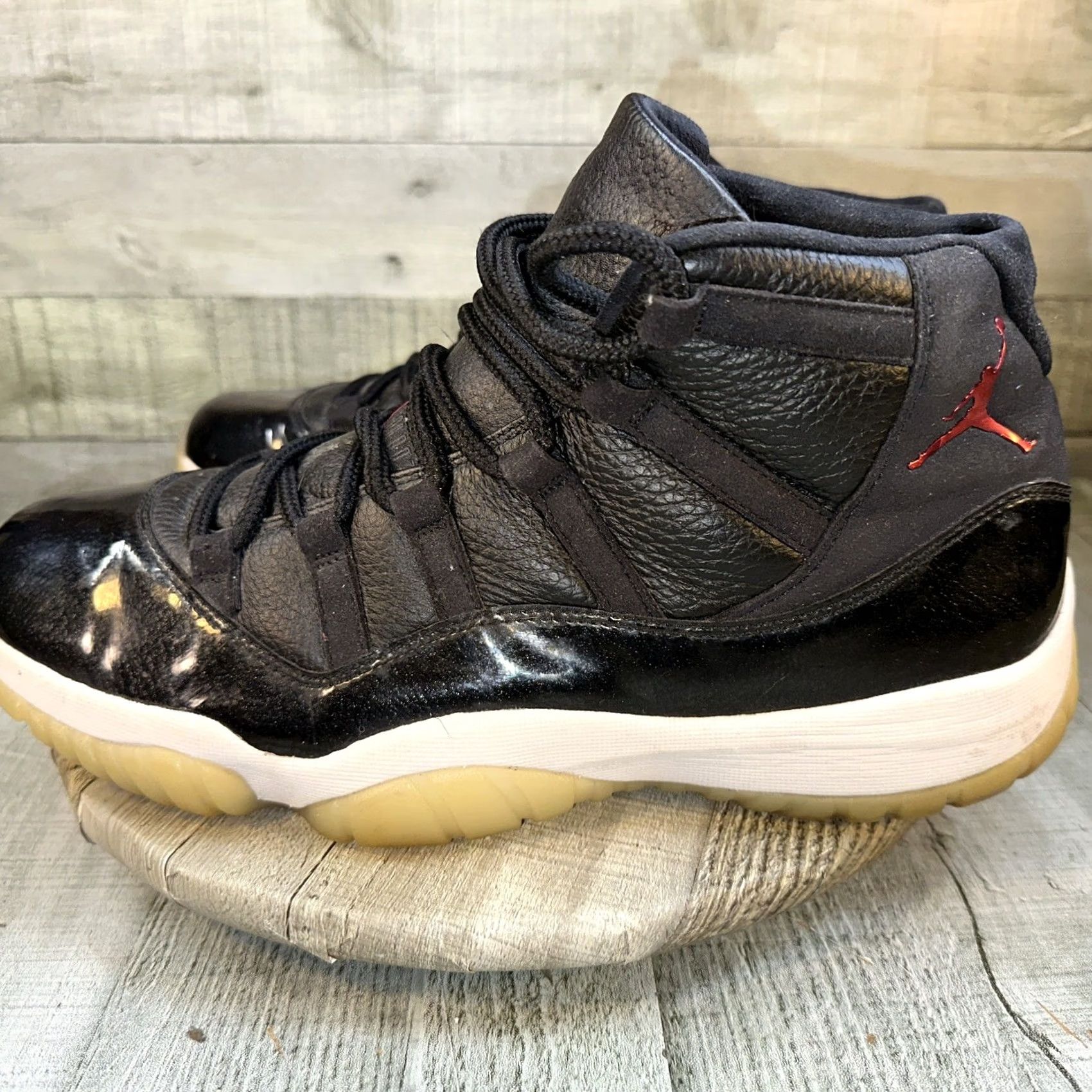Jordan Brand Jordan Air Jordan 11 Retro 72-10 Black White Men's High Top Athletic 2015 Size US L / EU 52-54 / 3 - 4 Thumbnail