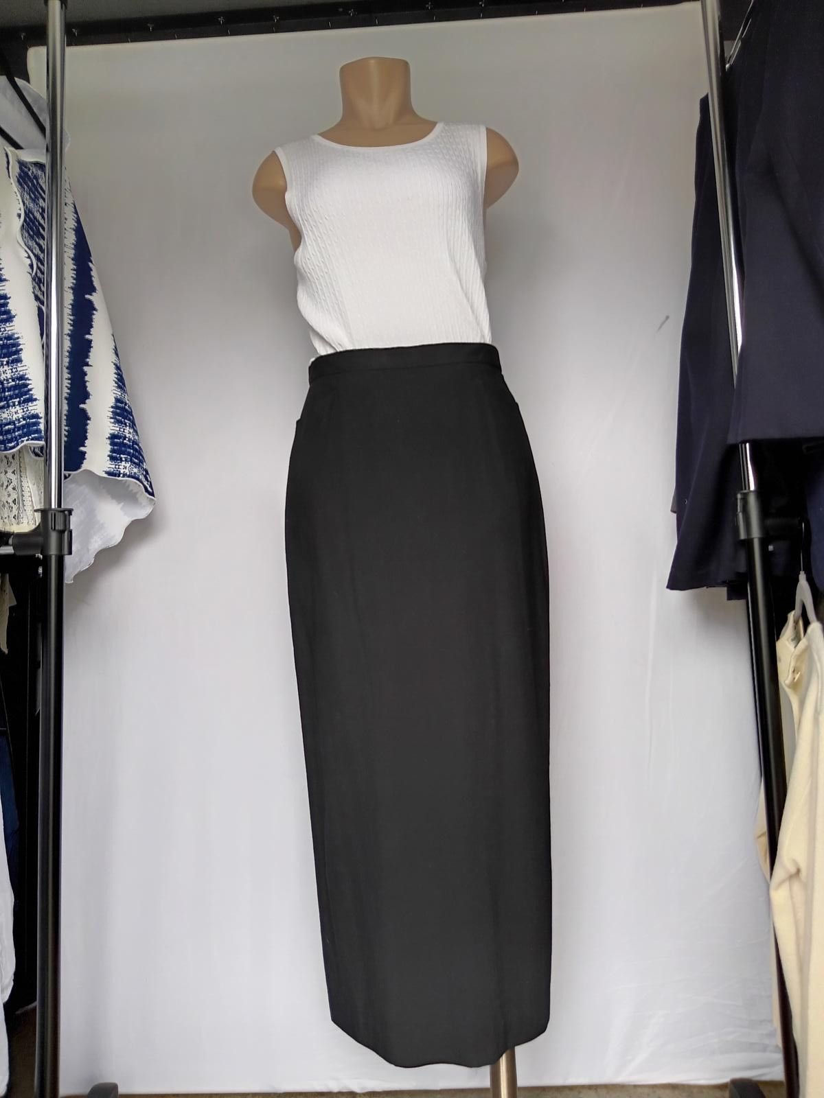 Designer Elegant Black Maxi Skirt by Pina Rowan - Size 10 Size 32" / US 10 / IT 46 - 1 Thumbnail